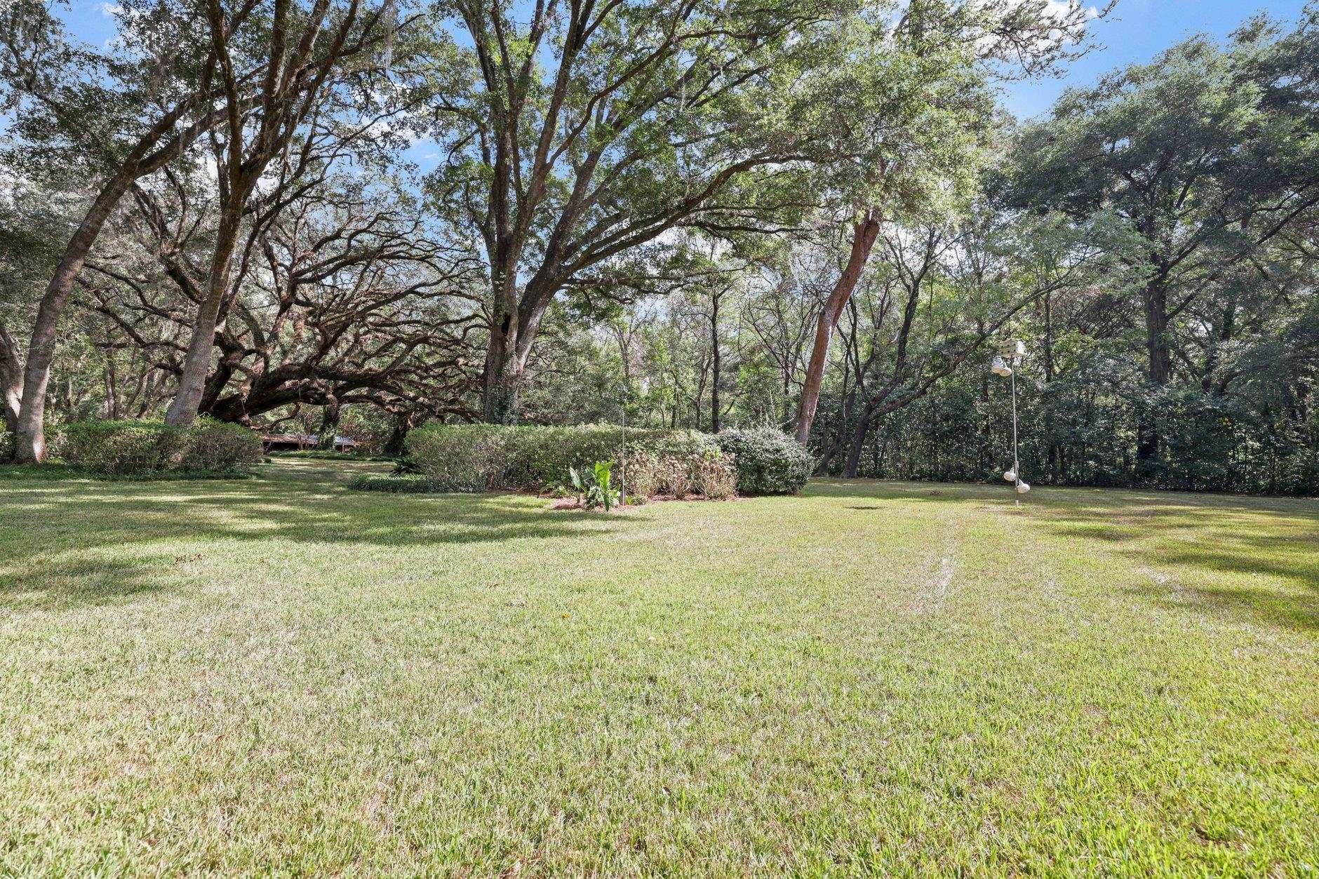 3411 Deer Lane Drive