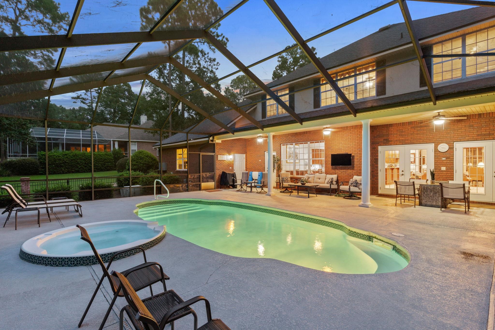 9011 Winged Foot Drive