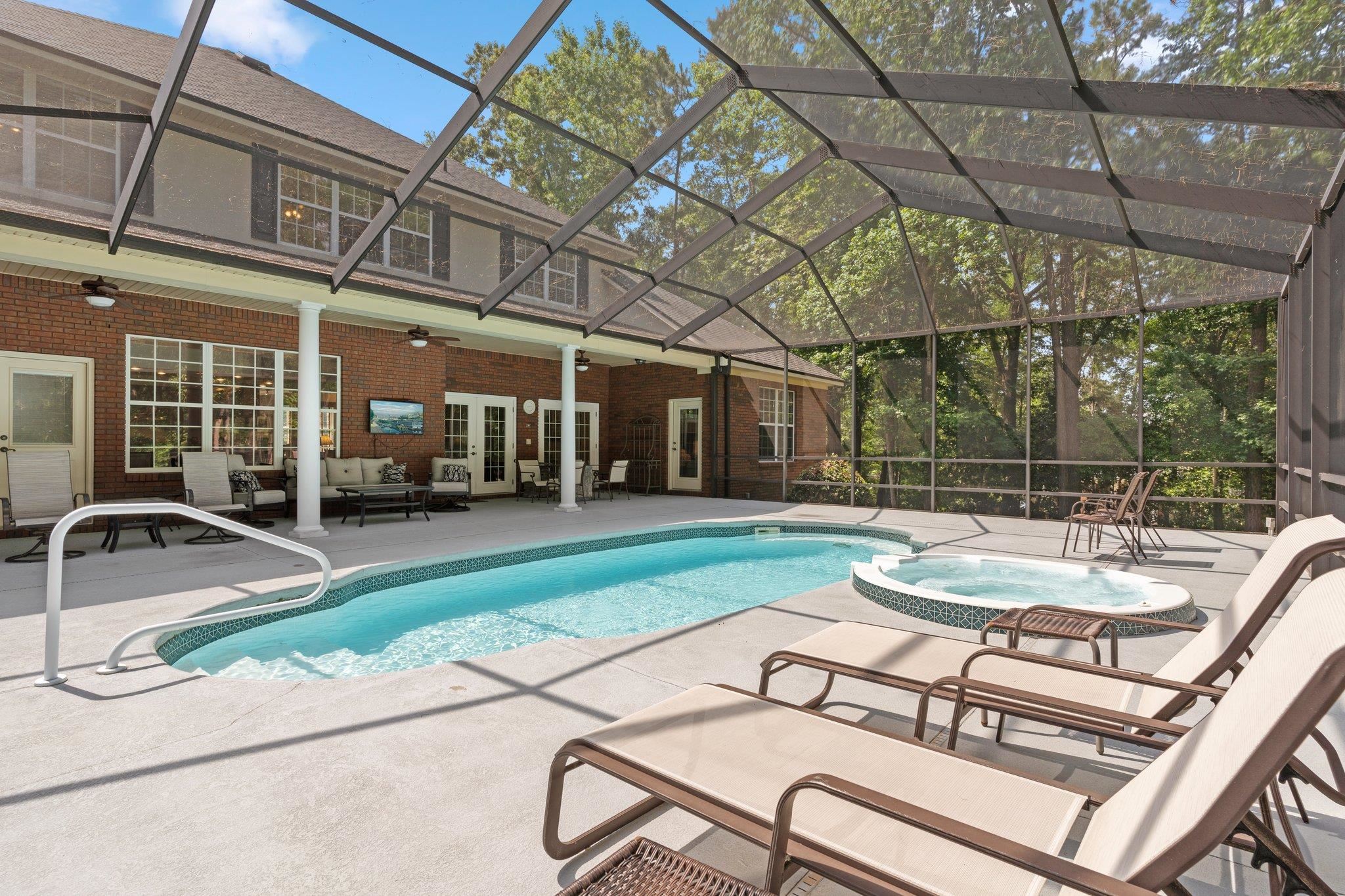 9011 Winged Foot Drive