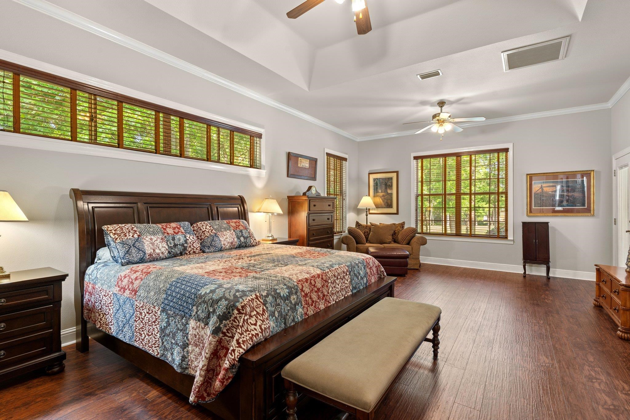 9011 Winged Foot Drive