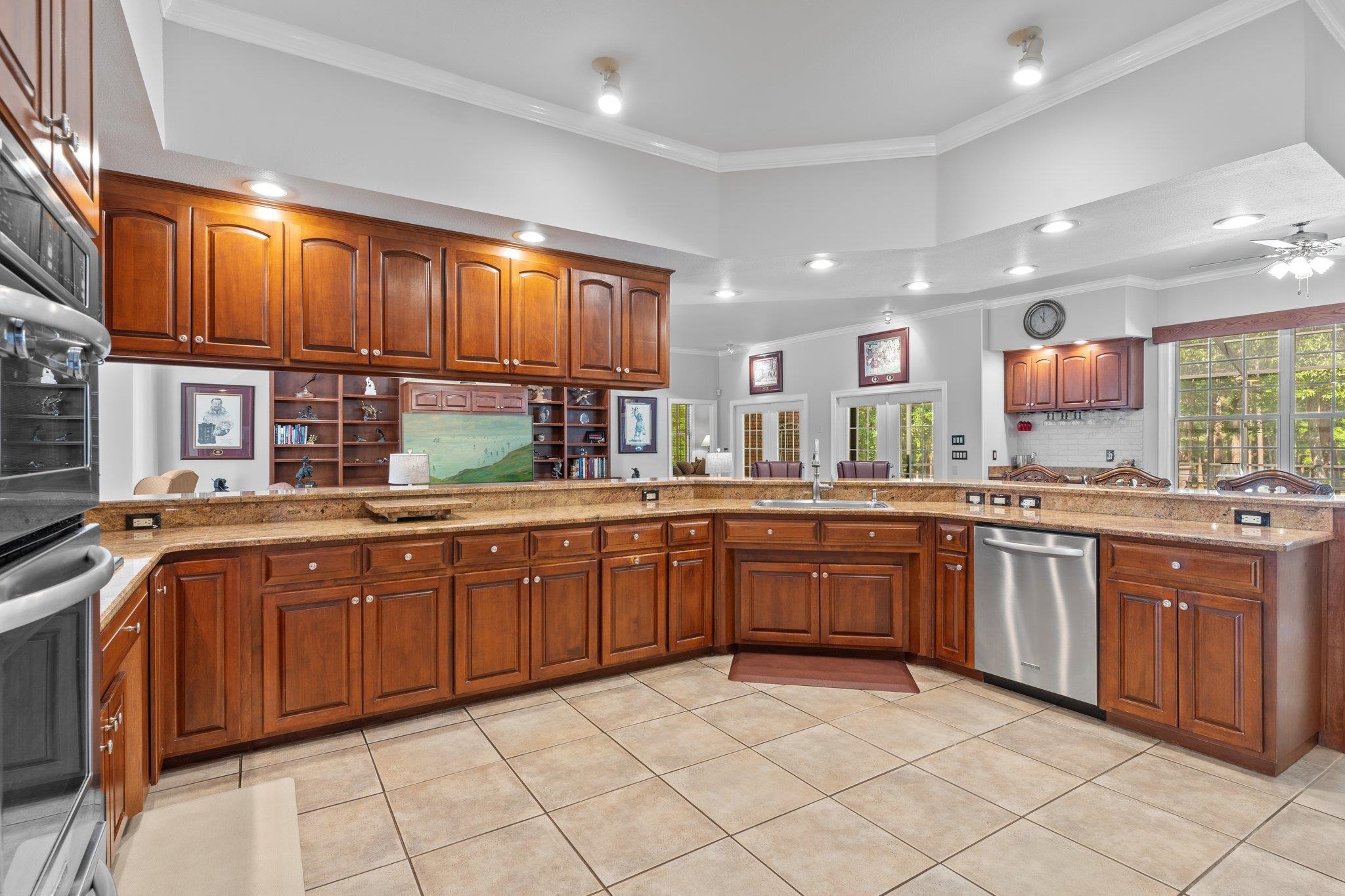 9011 Winged Foot Drive