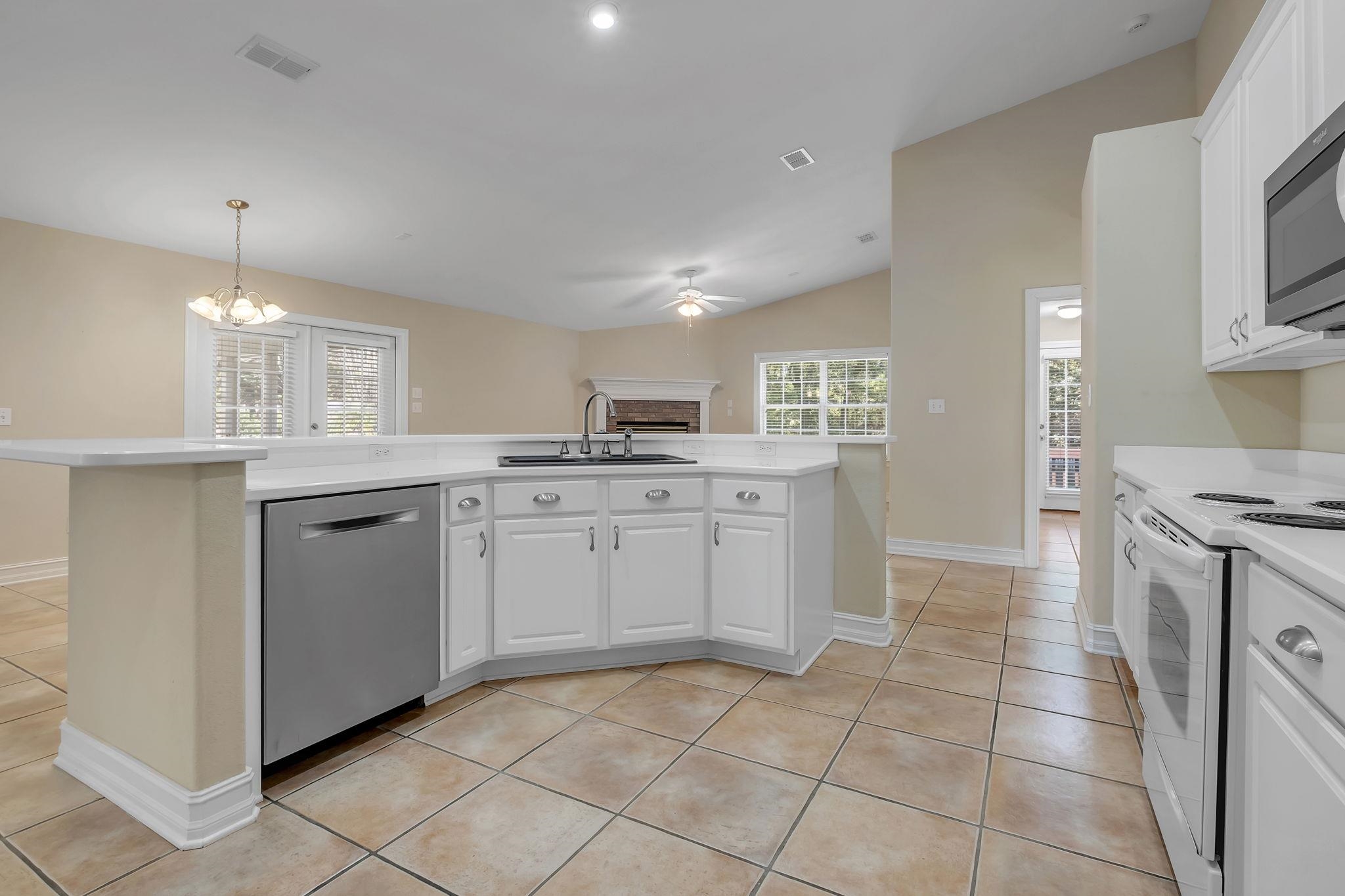 1335 Conservancy Drive East