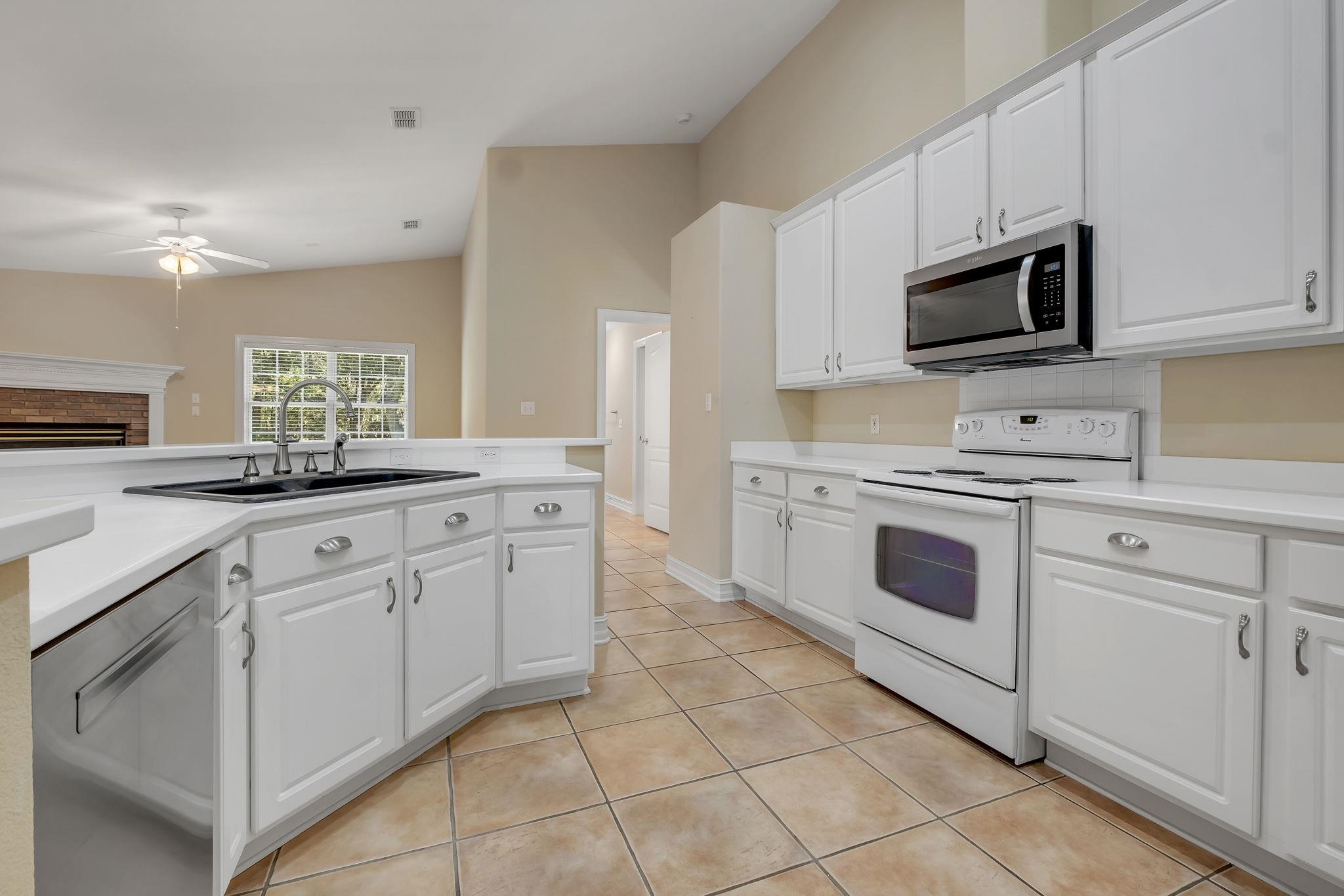 1335 Conservancy Drive East