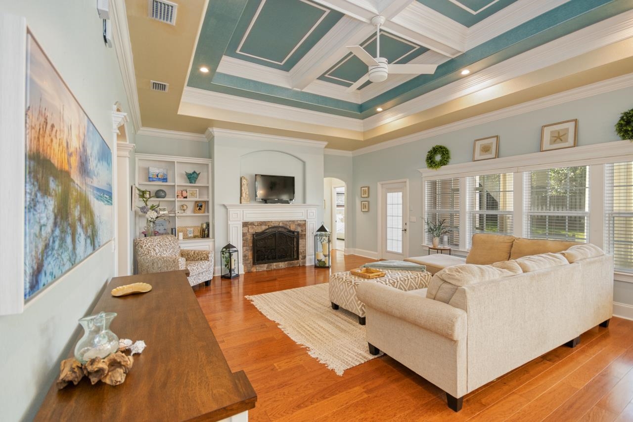 3317 Harbor Club Drive