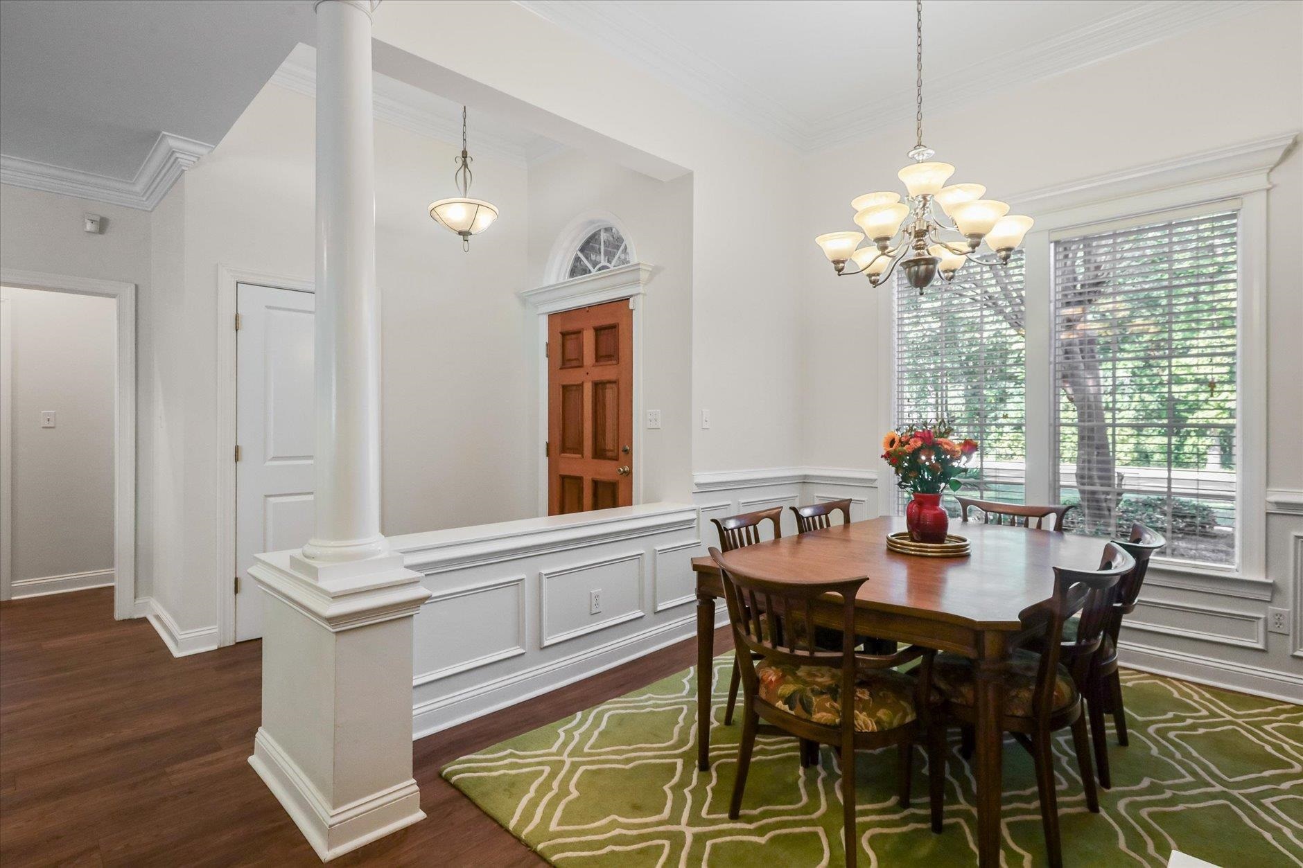 1221 Richview Road