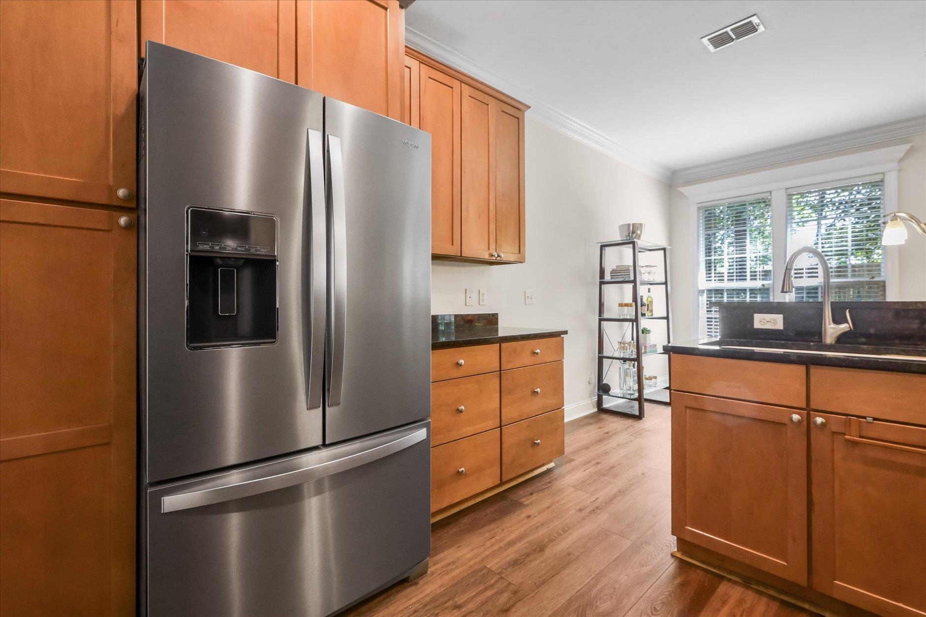 1221 Richview Road