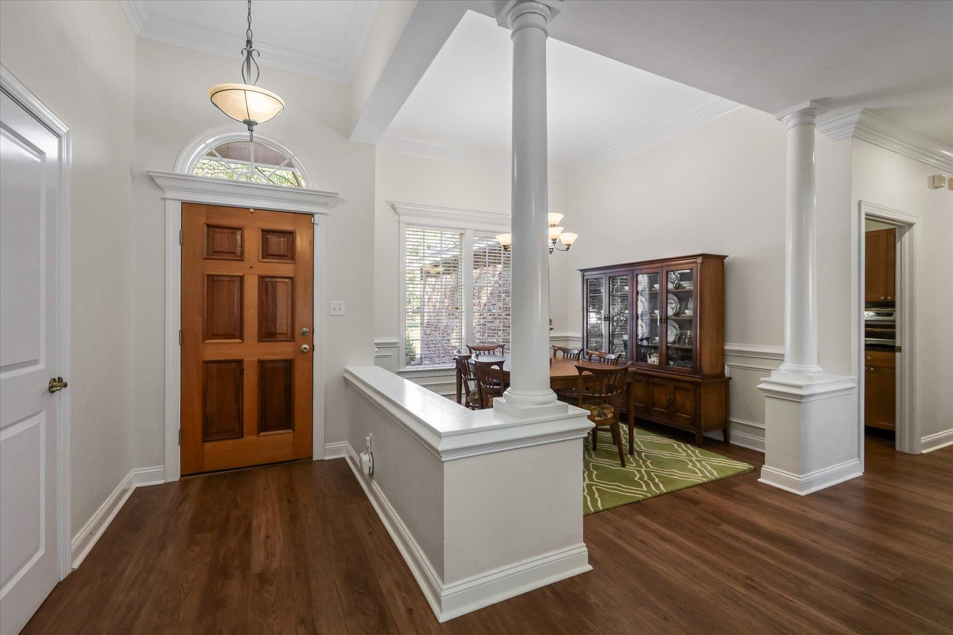 1221 Richview Road