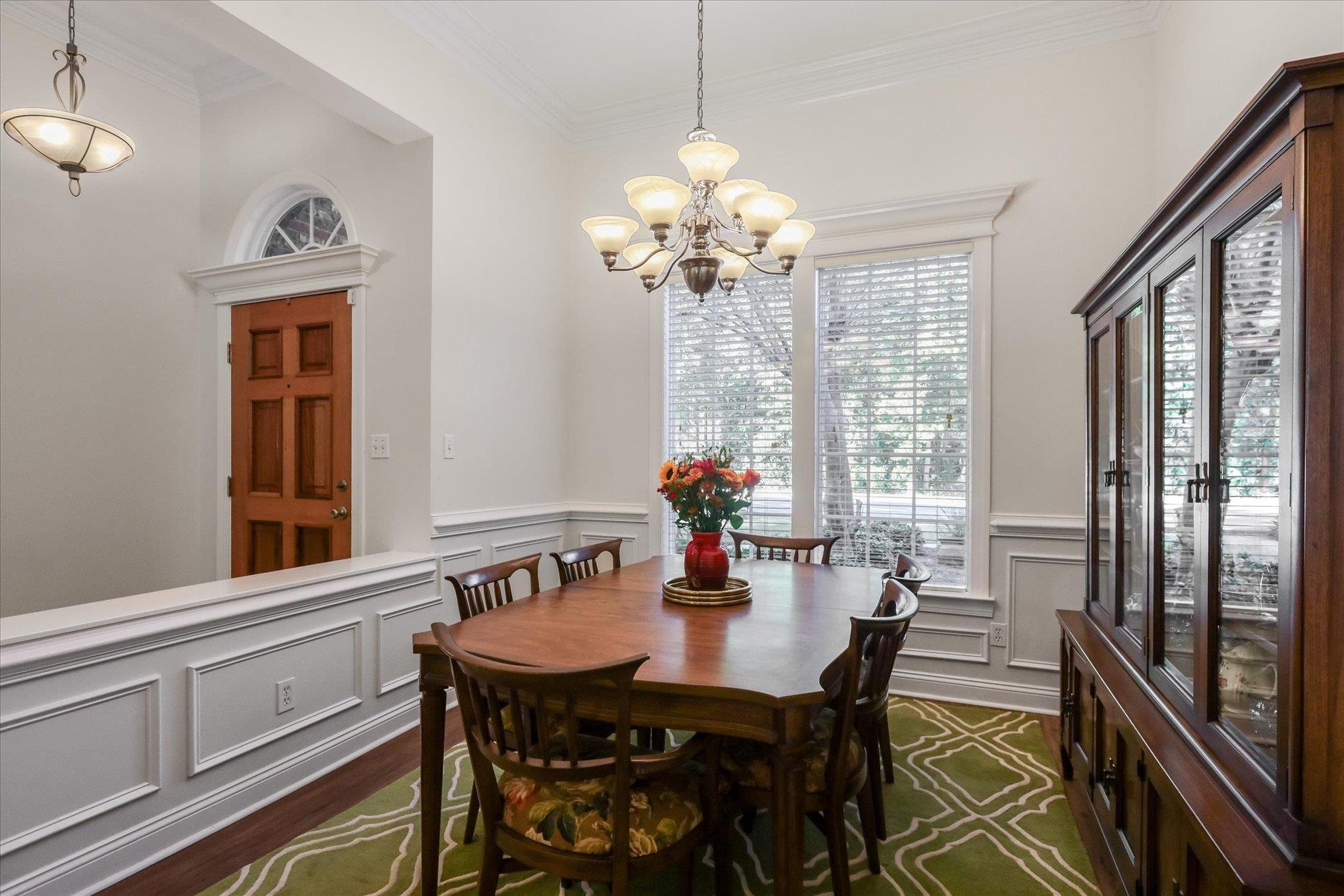 1221 Richview Road
