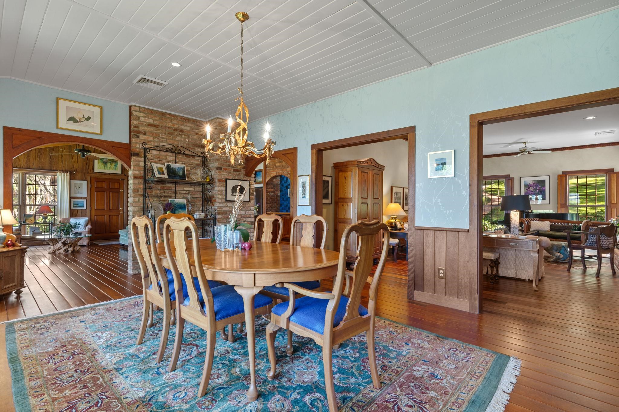 5950 Miller Landing Cove