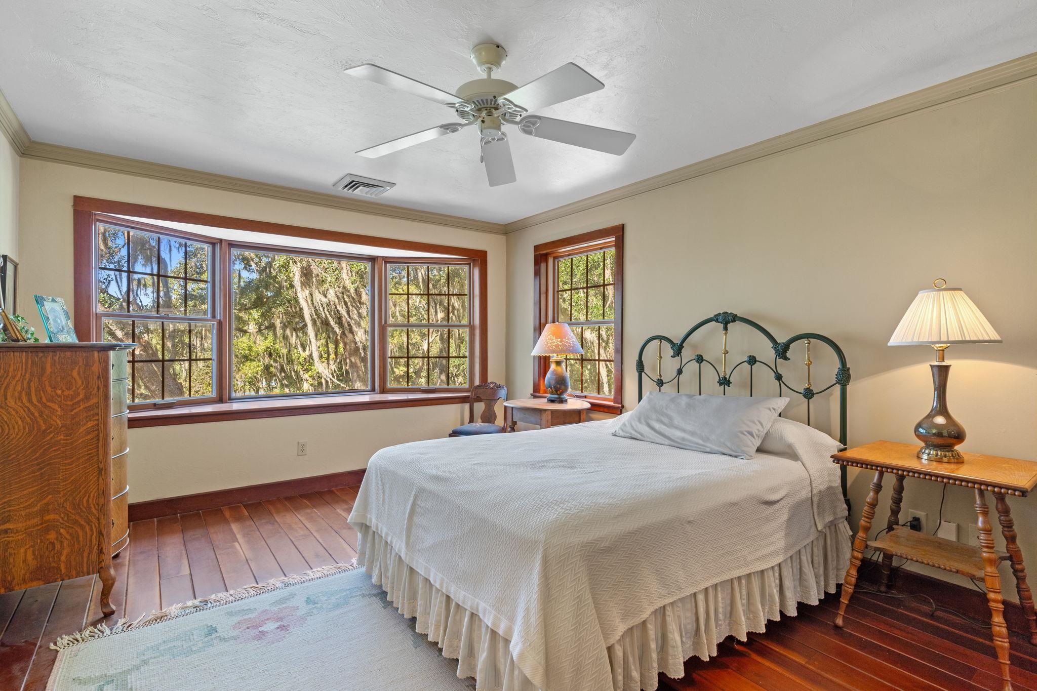 5950 Miller Landing Cove