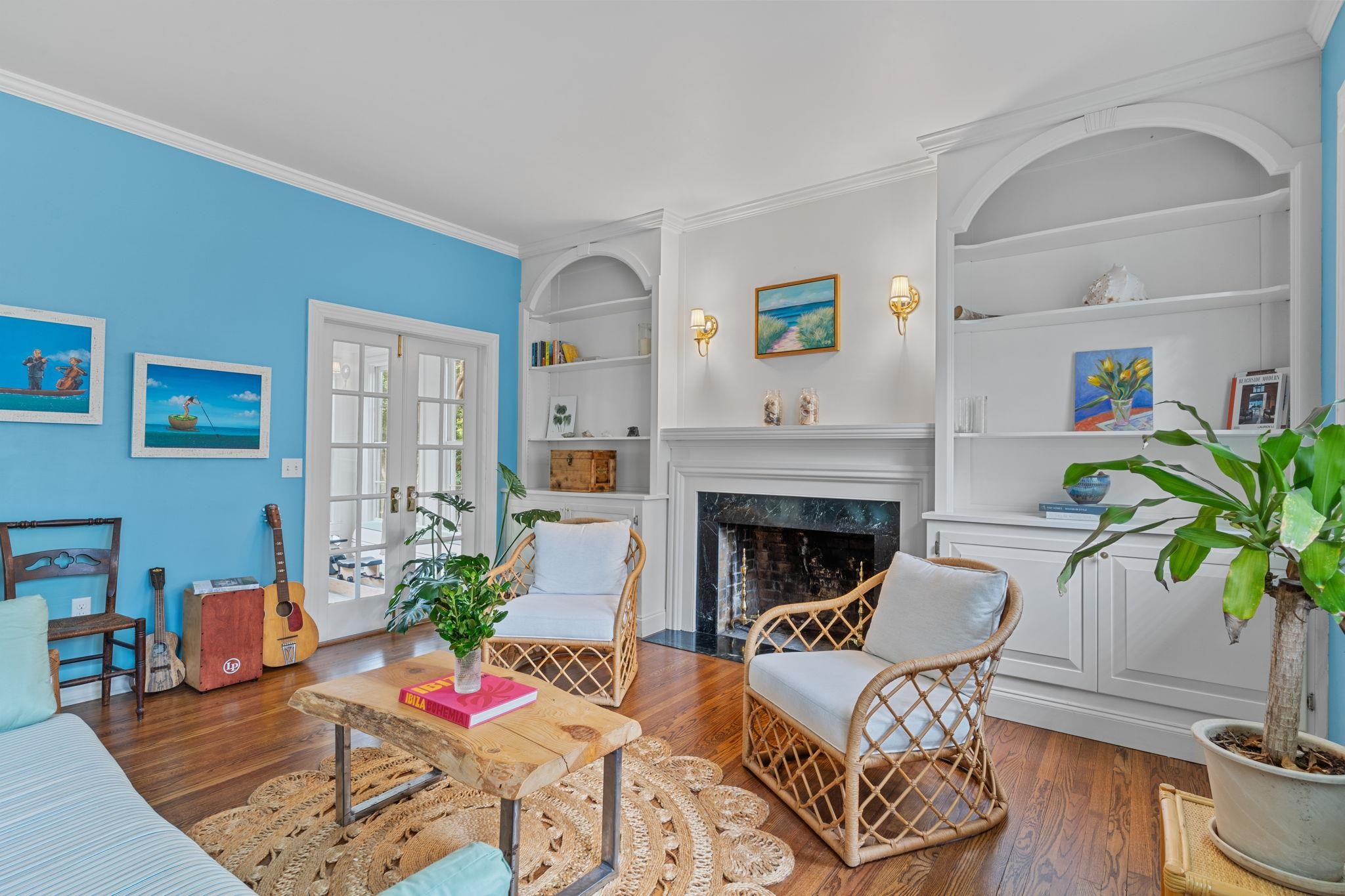 1413 N Randolph Circle