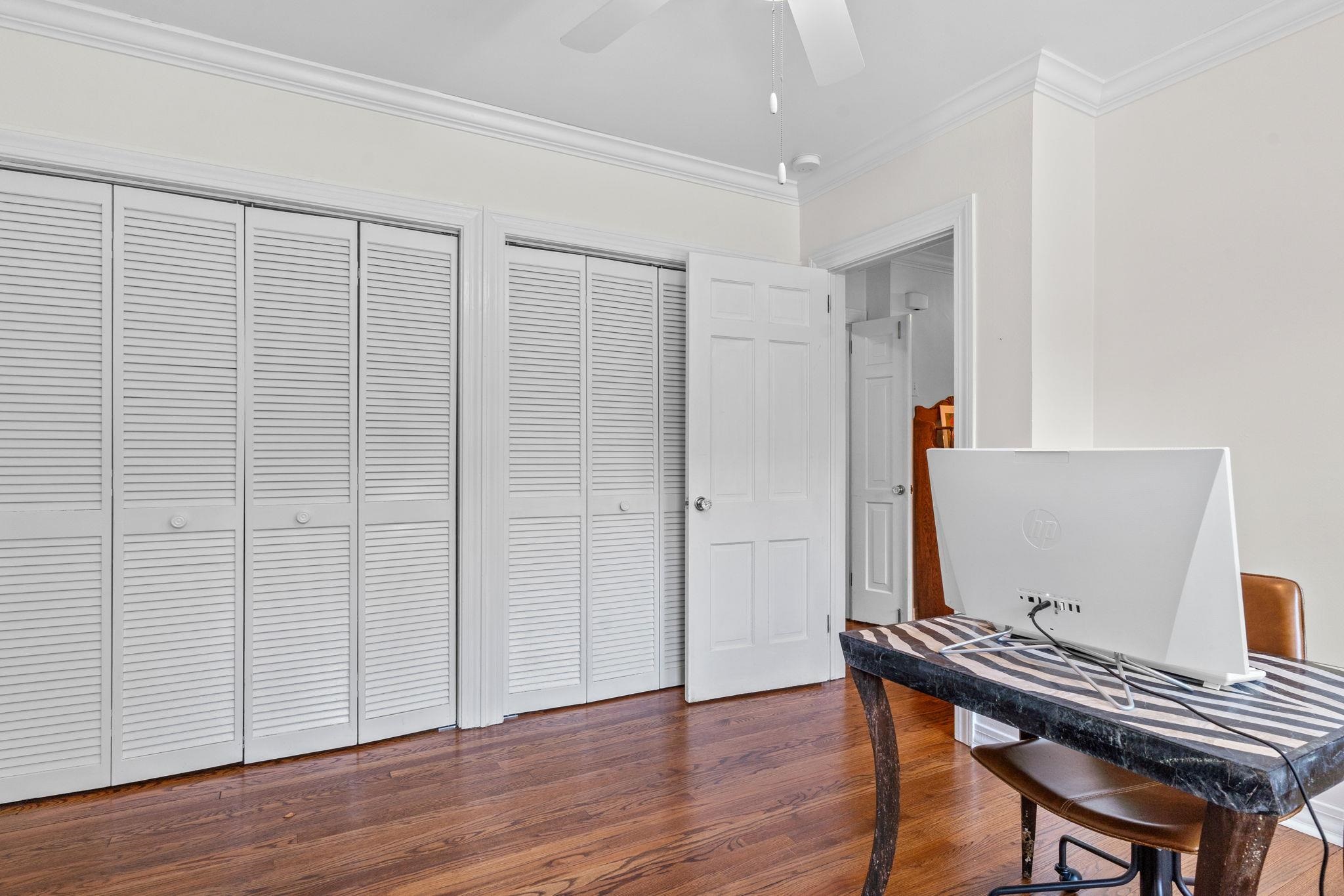 1413 N Randolph Circle