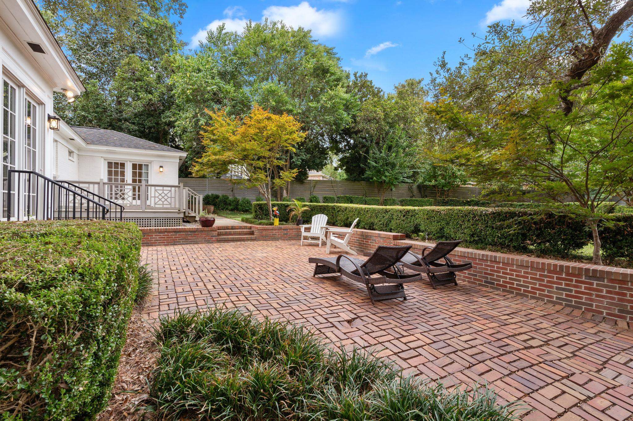 1413 N Randolph Circle