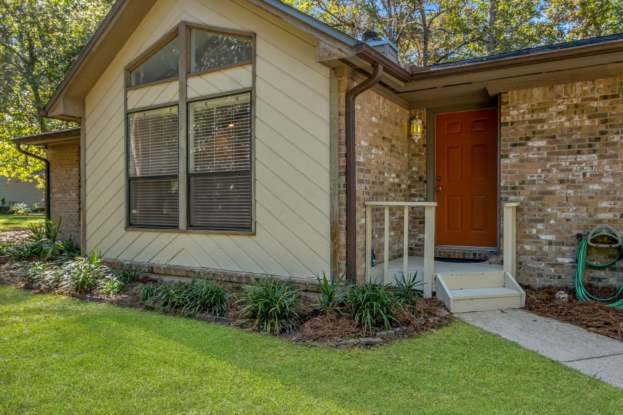 3535 Cherokee Ridge Trail