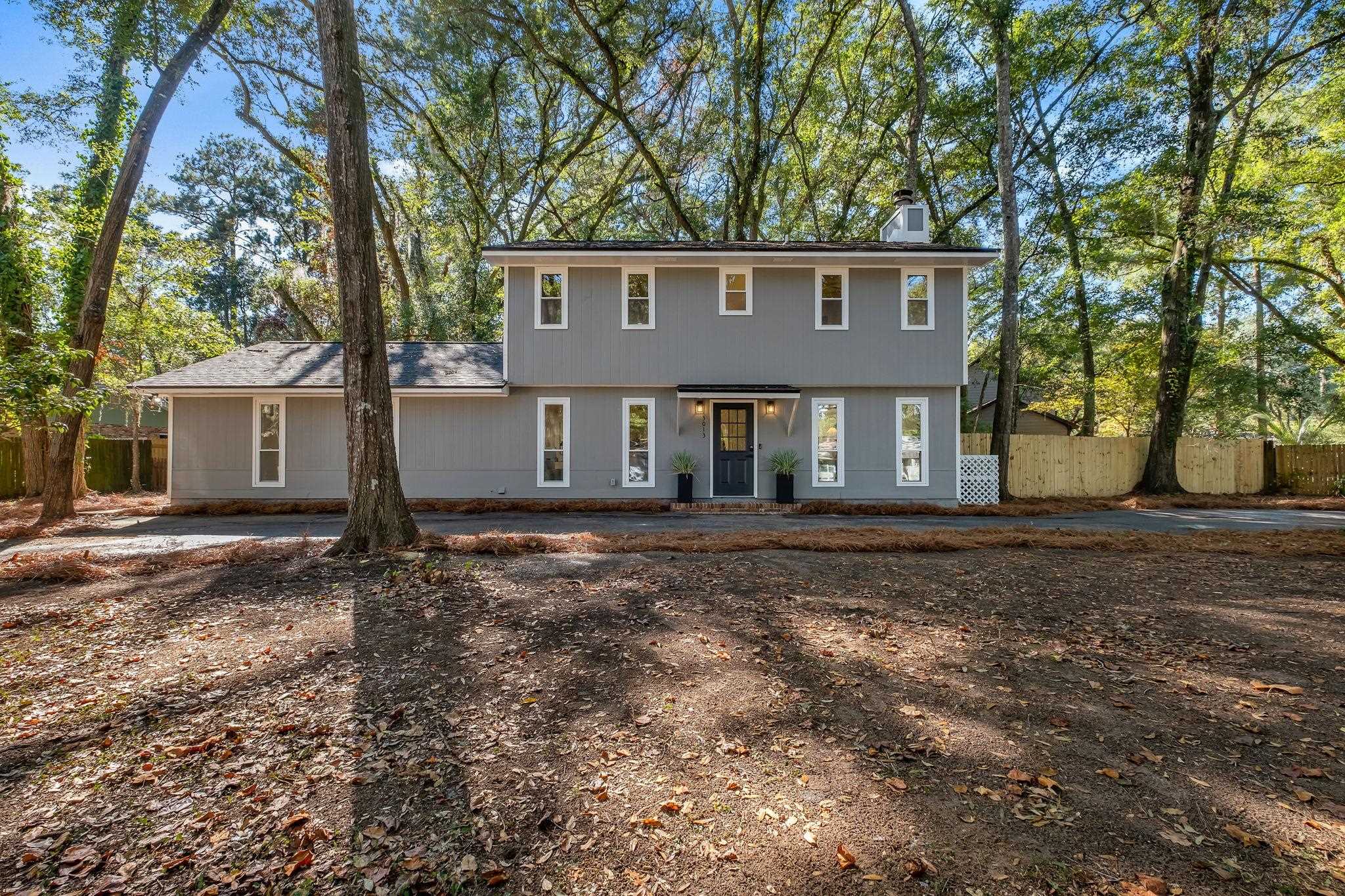 3013 Giles Place