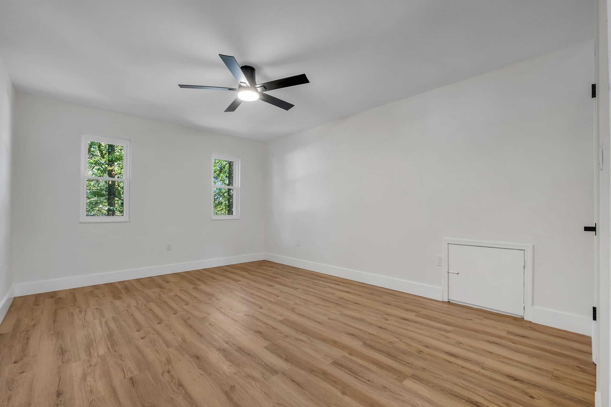 3013 Giles Place