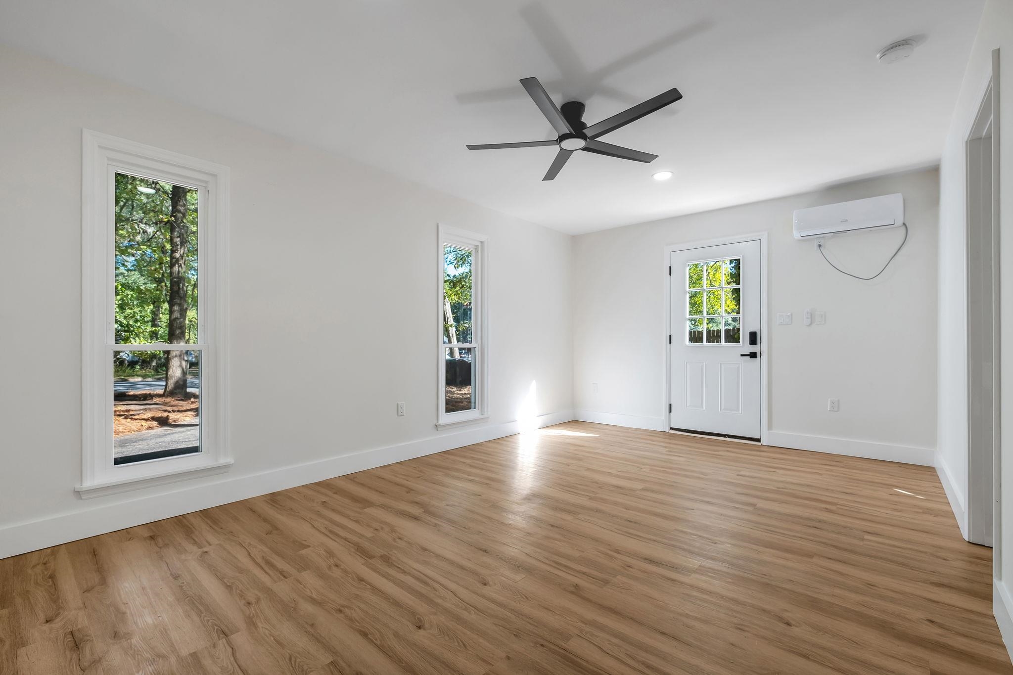 3013 Giles Place