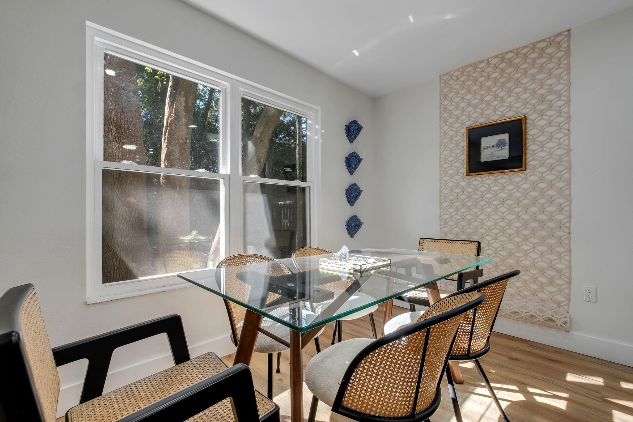 3013 Giles Place