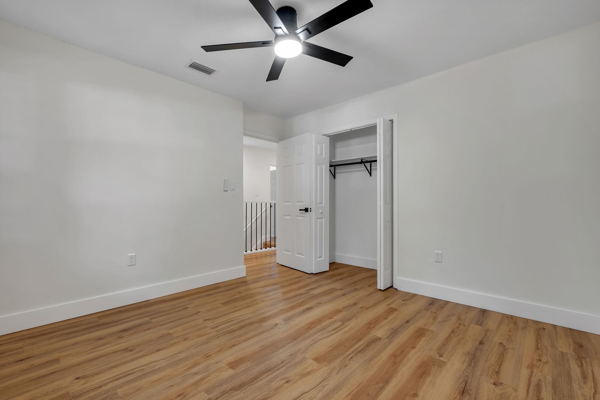 3013 Giles Place