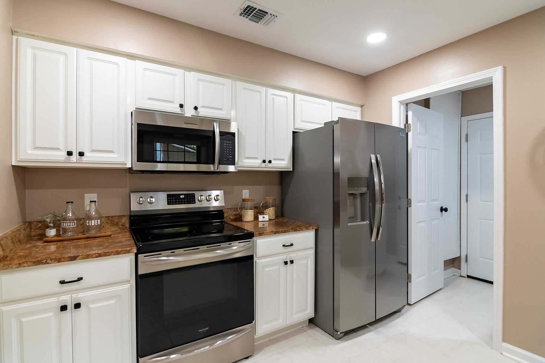 2959 Bay Shore Drive