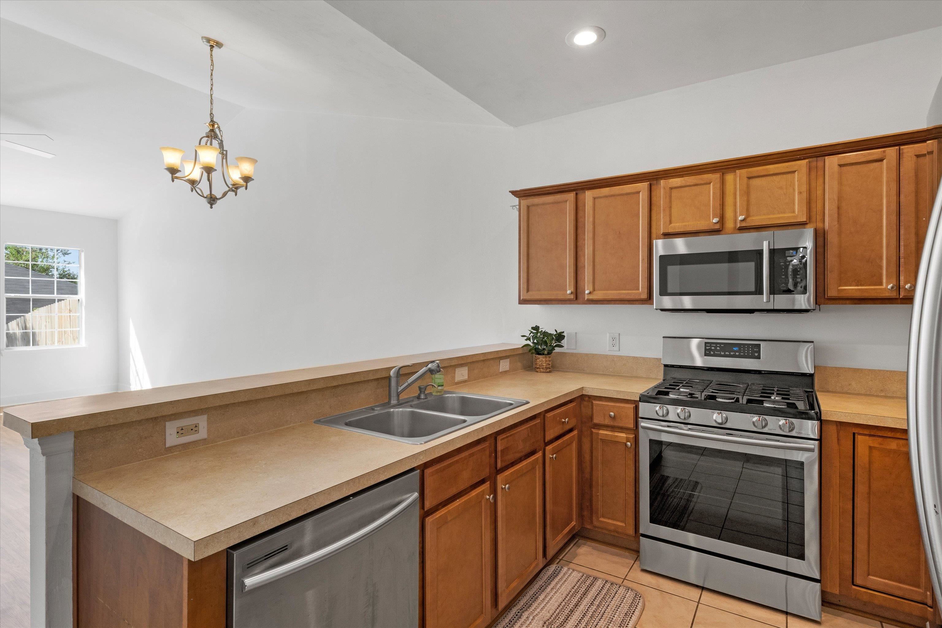 5509 Hampton Oak Place