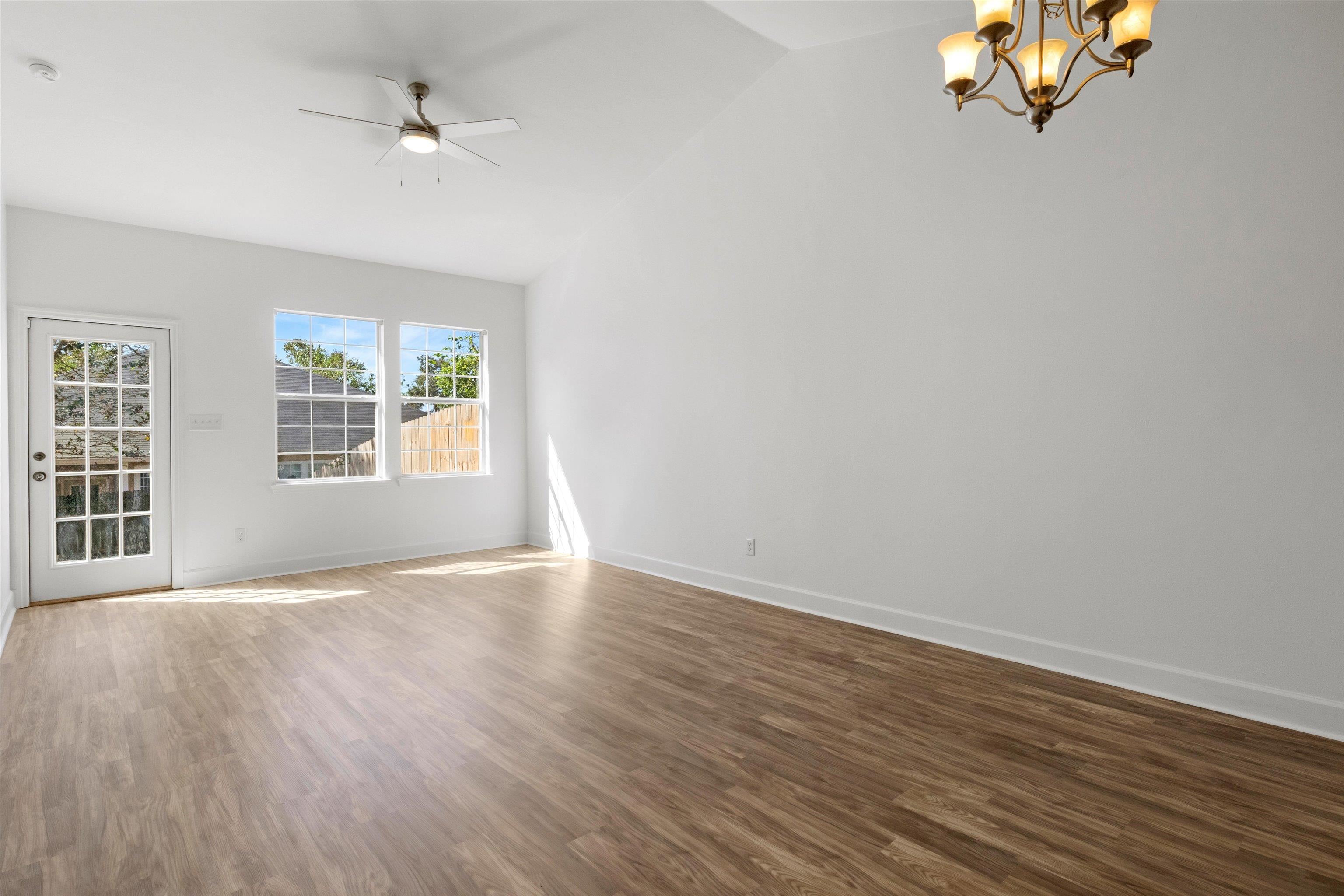 5509 Hampton Oak Place