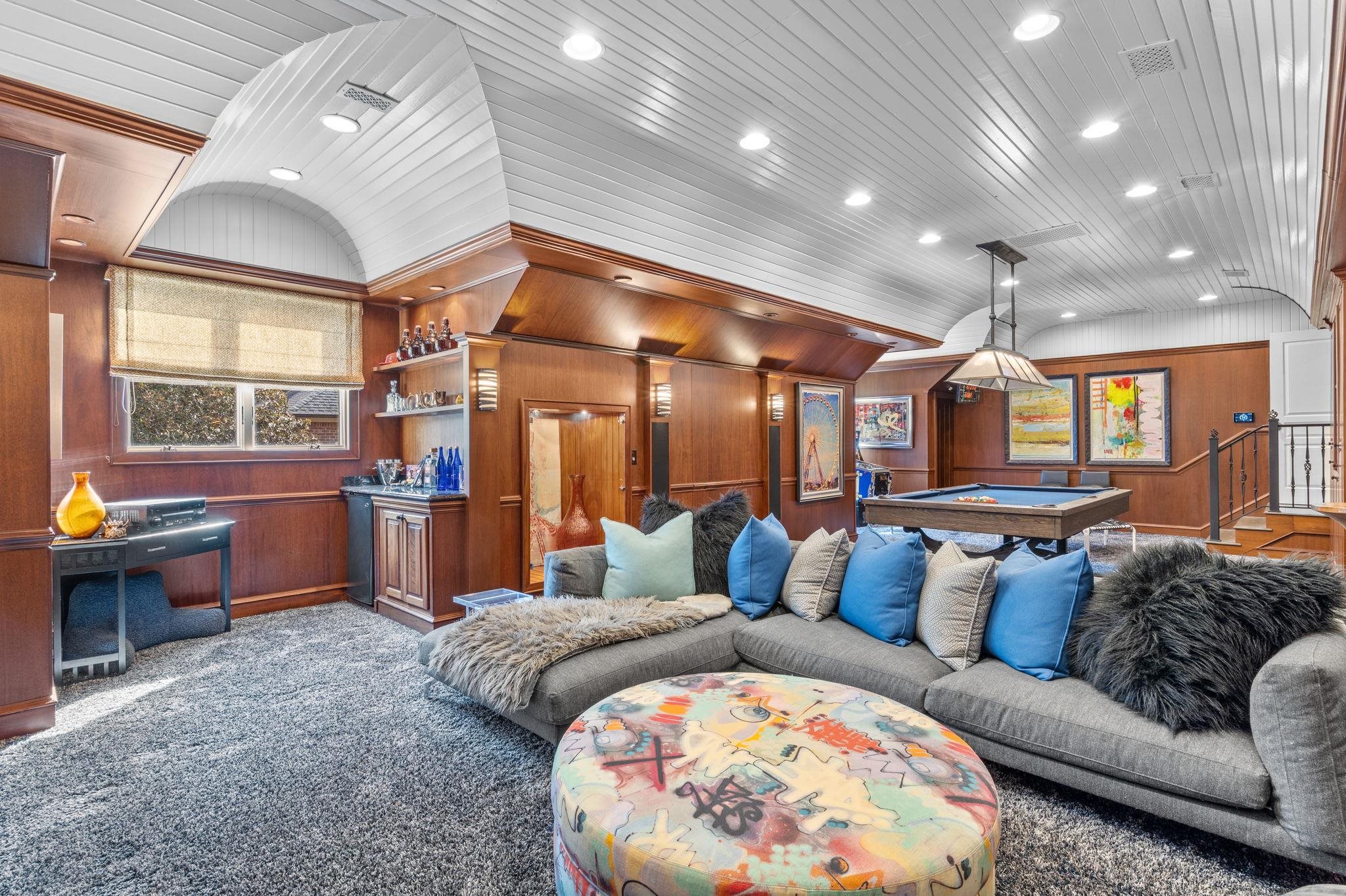 3891 Windbrook Court