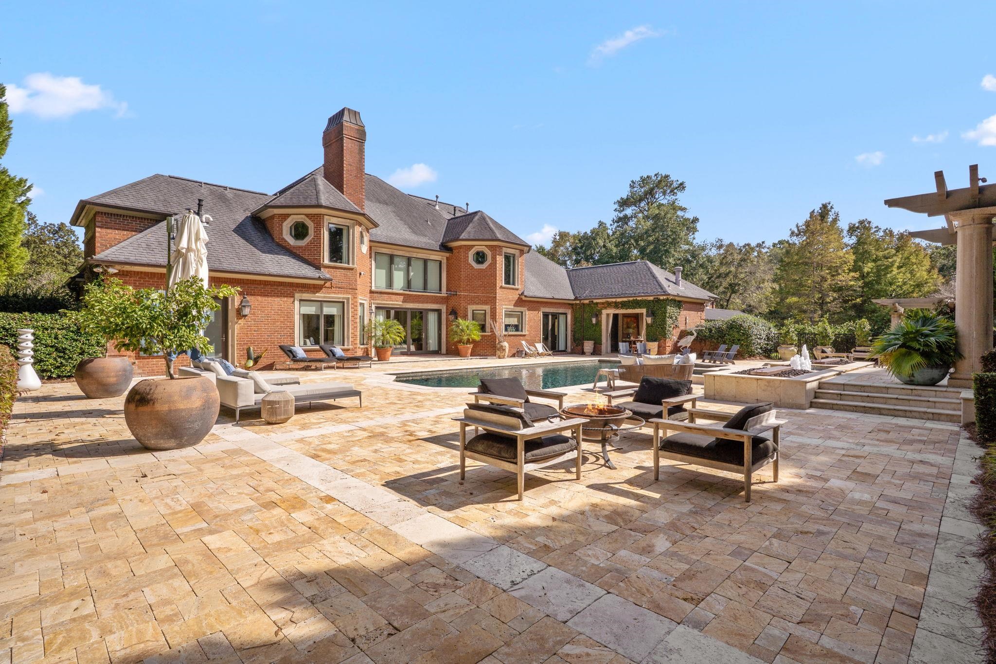 3891 Windbrook Court