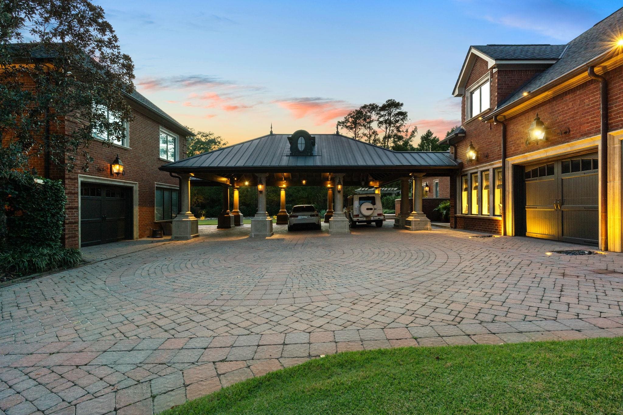 3891 Windbrook Court