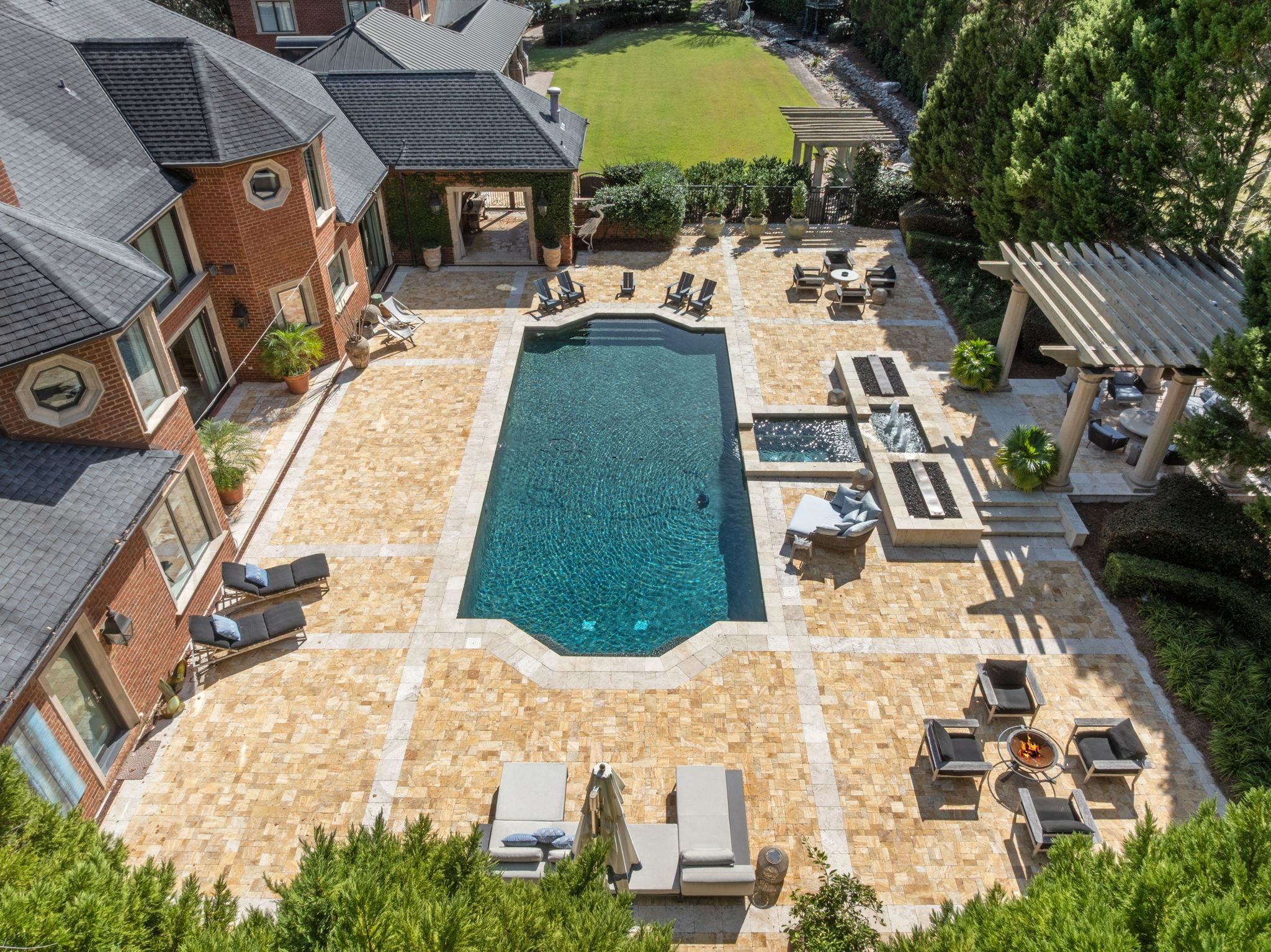 3891 Windbrook Court