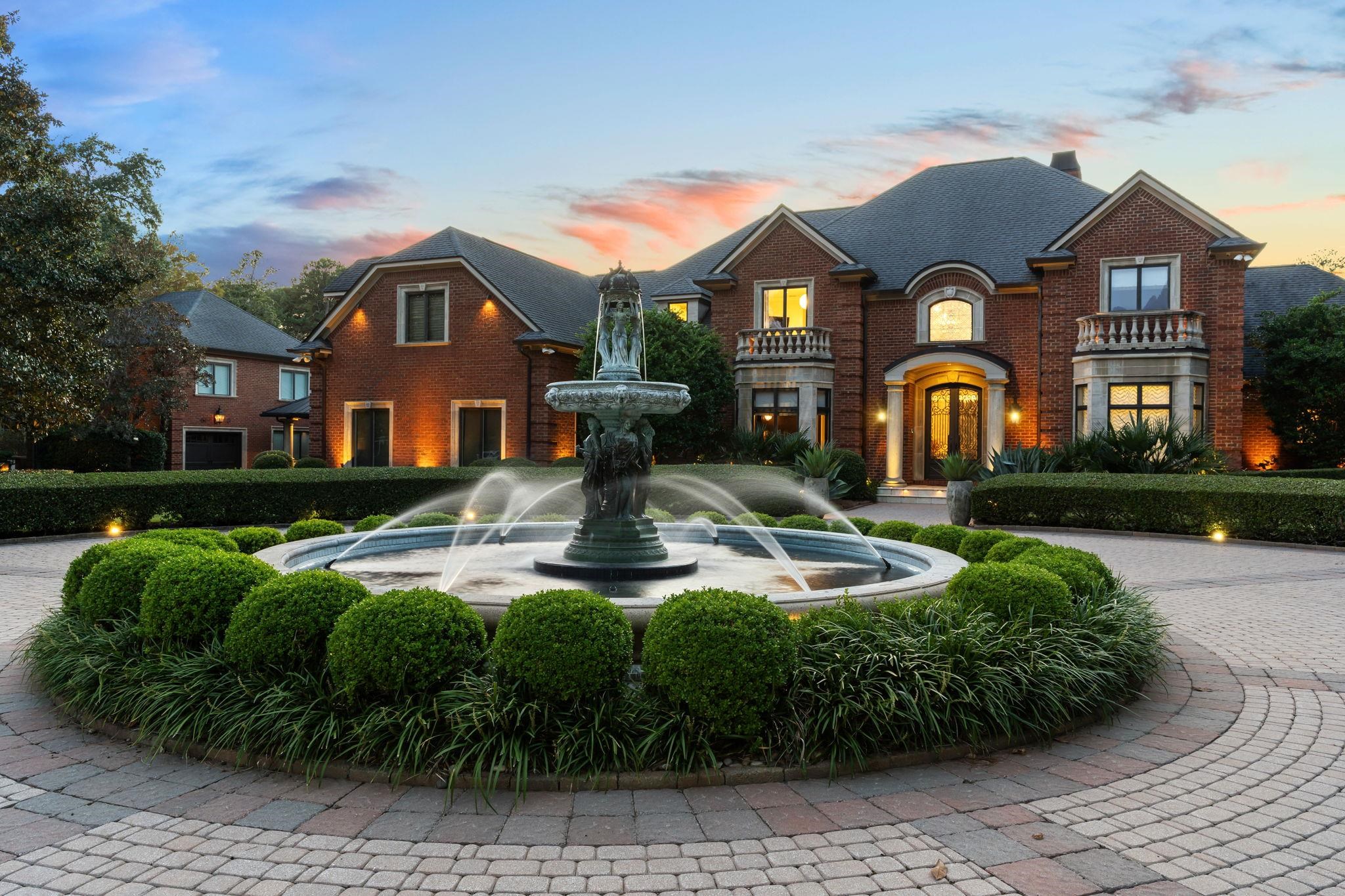 3891 Windbrook Court