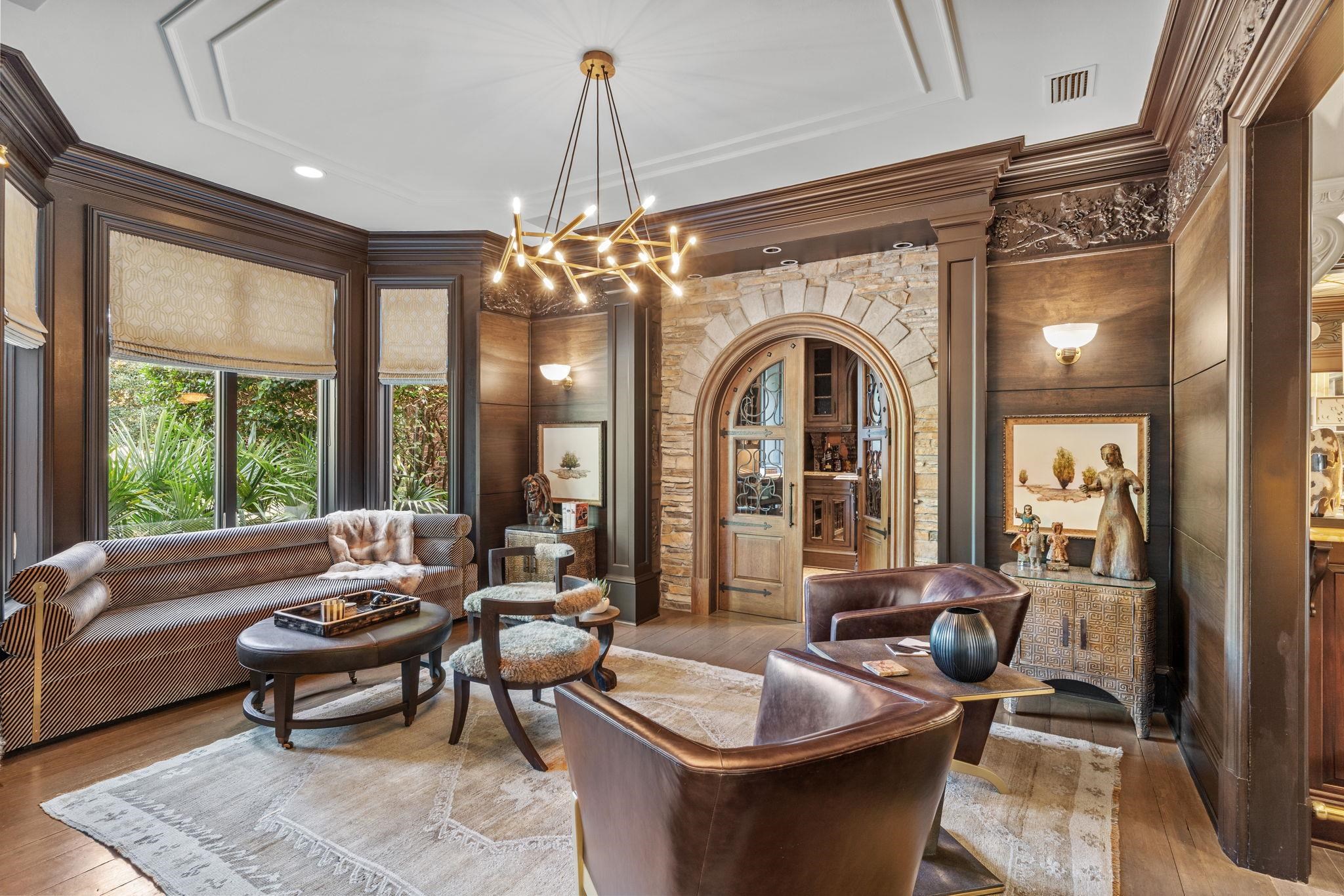 3891 Windbrook Court