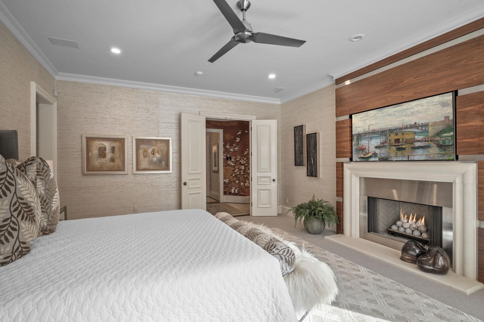 3891 Windbrook Court