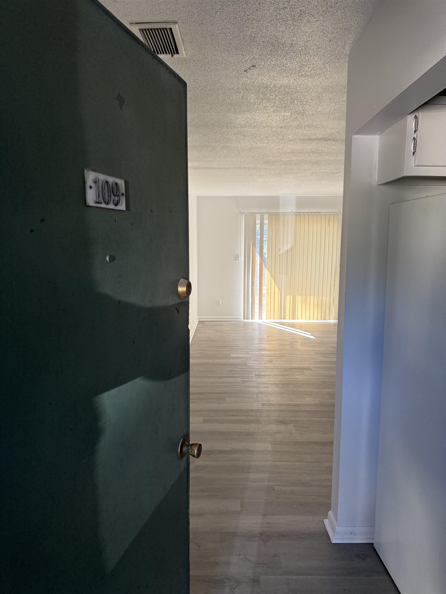 2325 W Pensacola Street Unit: 109