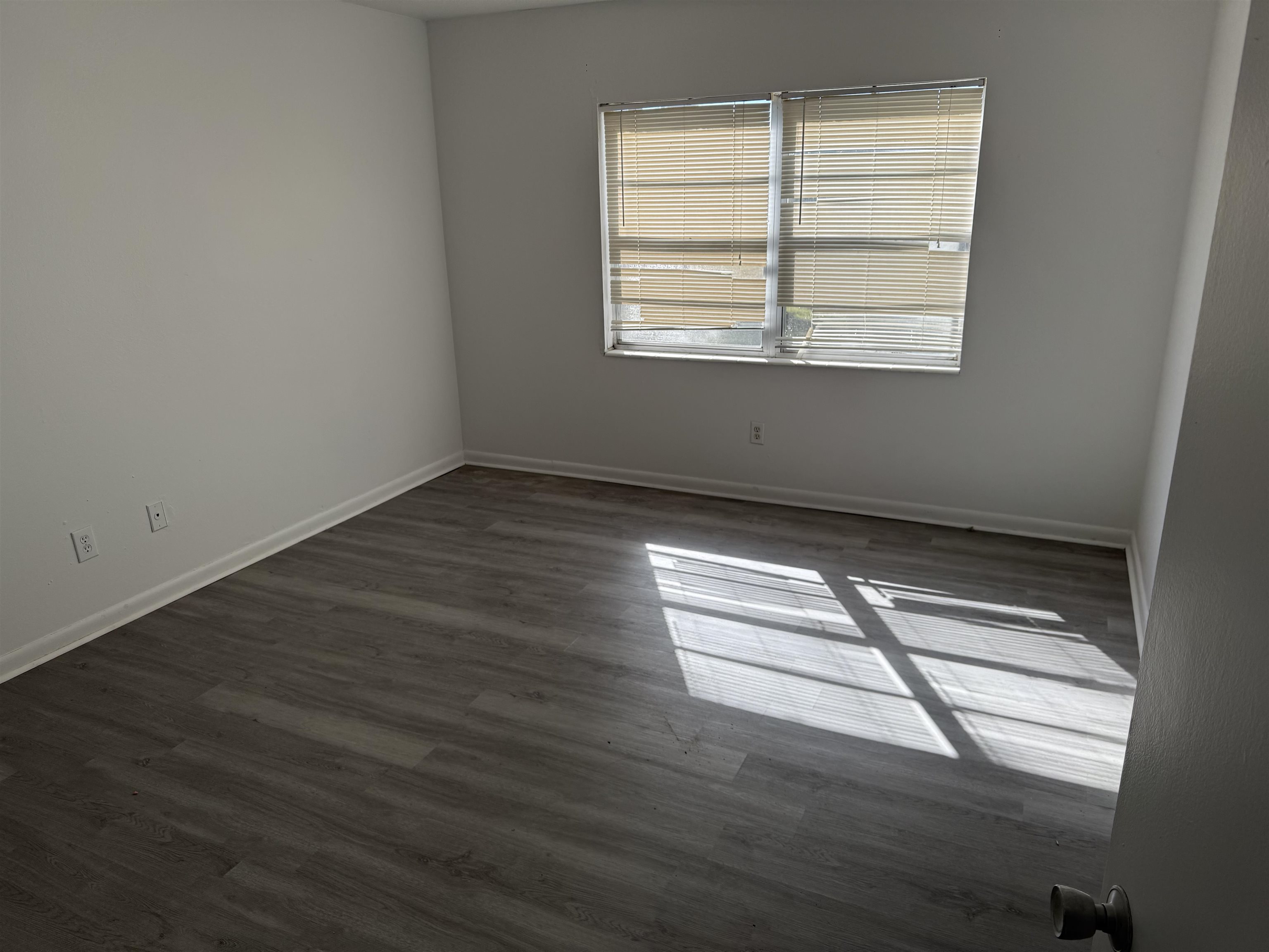 2325 W Pensacola Street Unit: 109