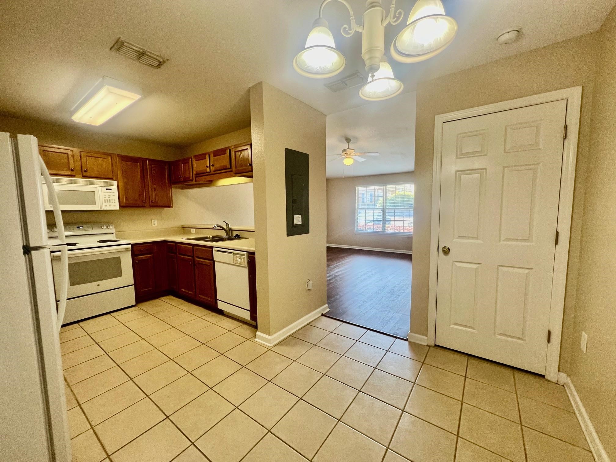 4434 Gearhart Road Unit: 2902