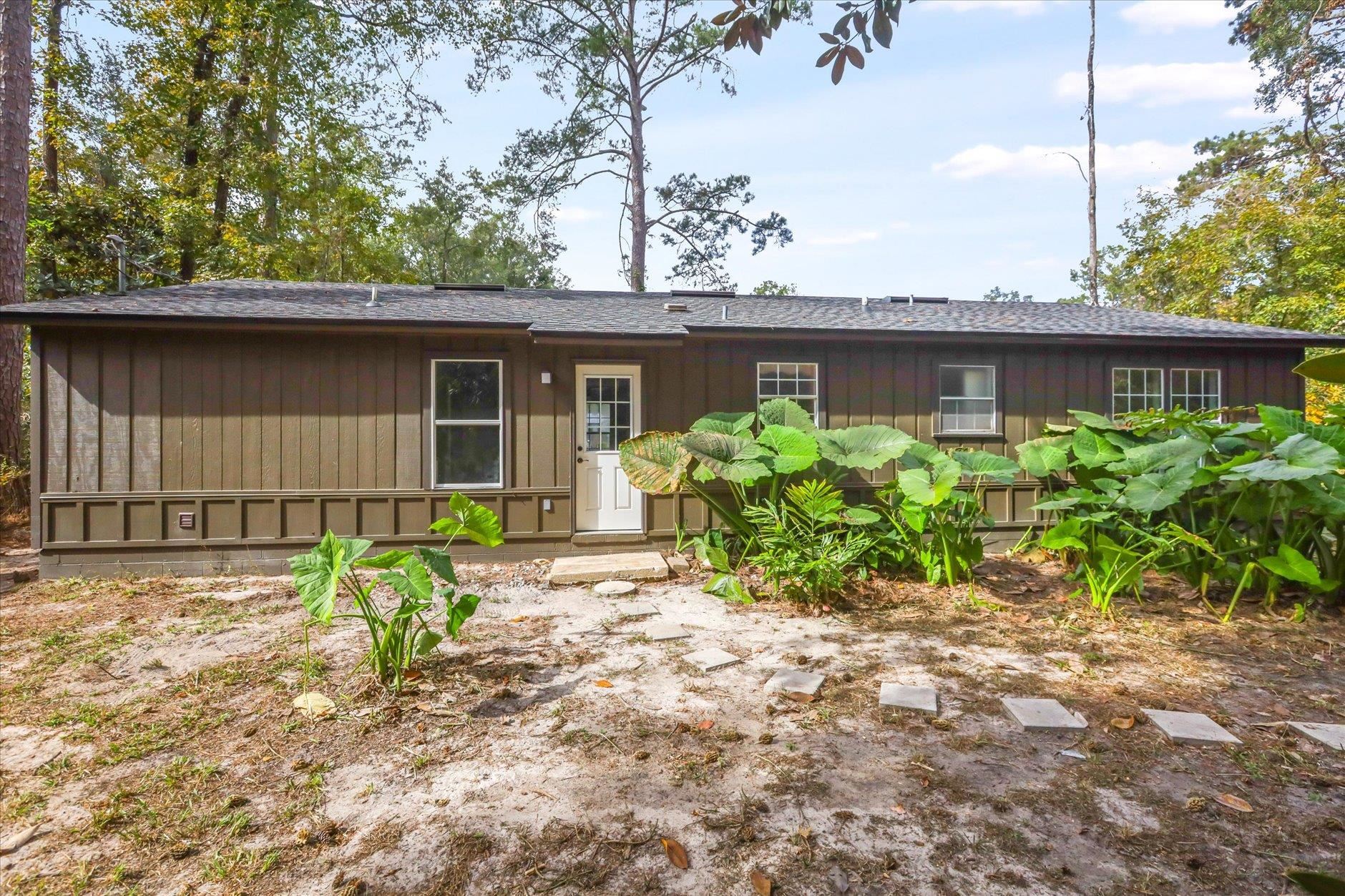 9425 Hackberry Lane