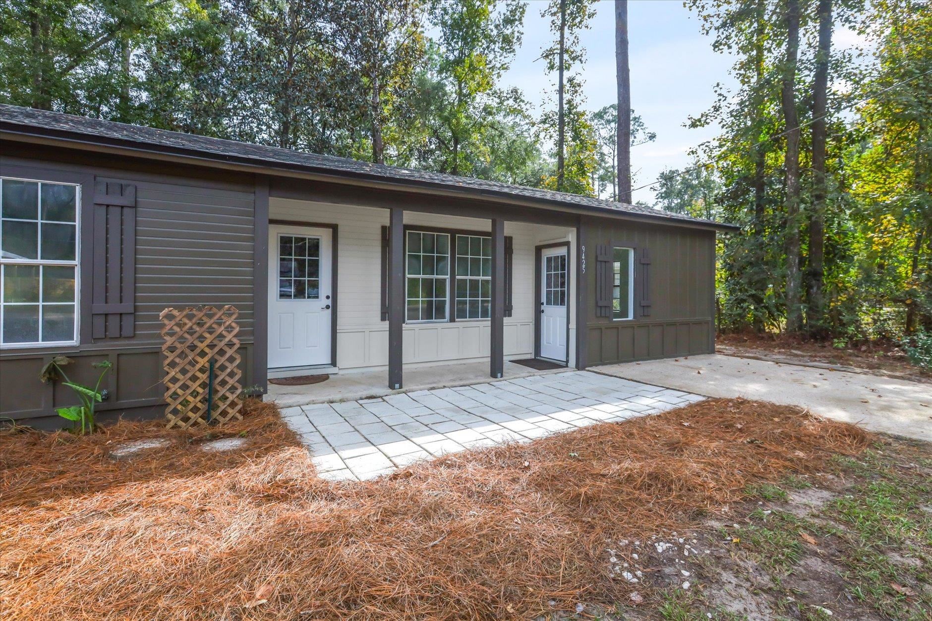 9425 Hackberry Lane