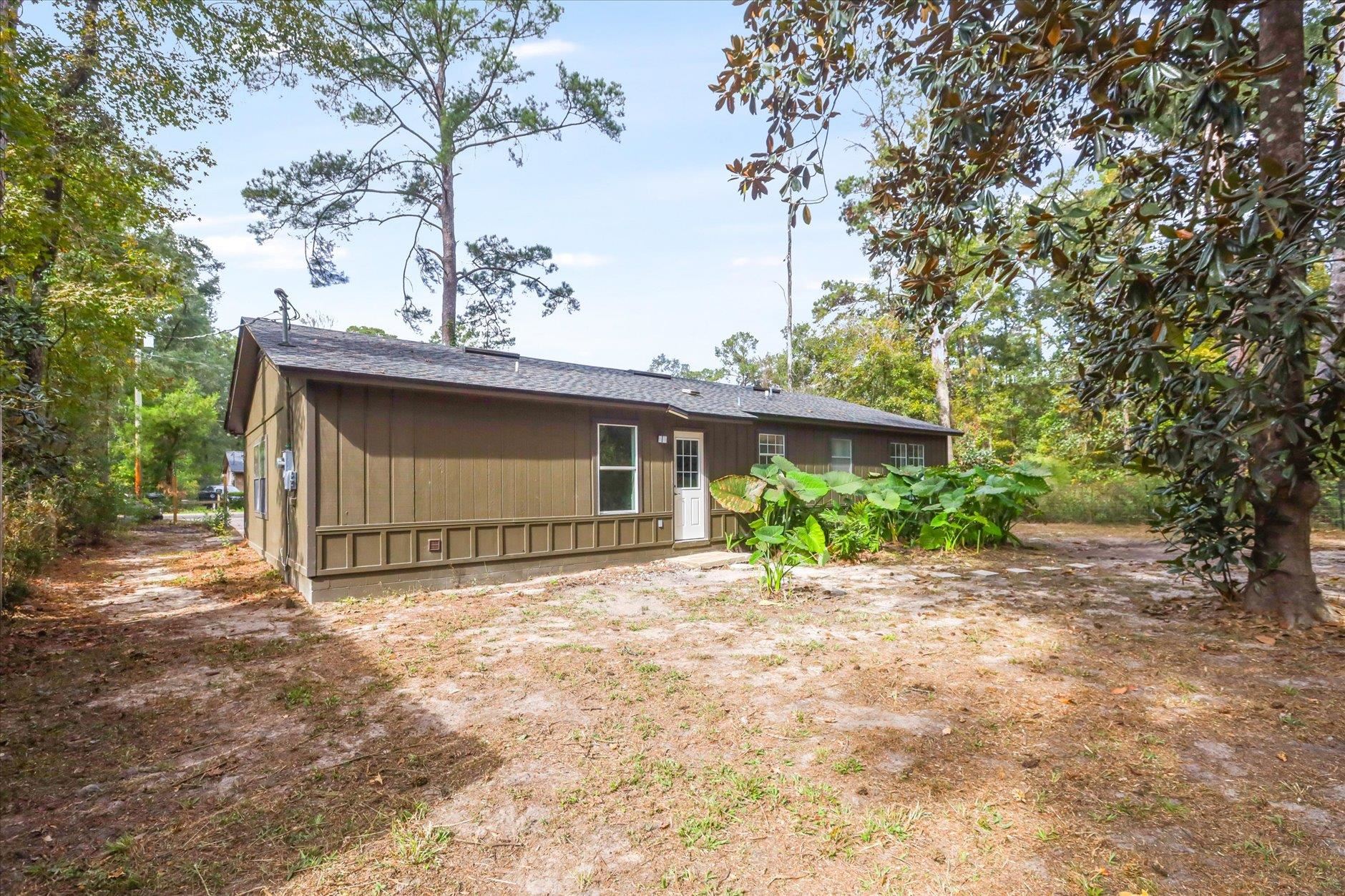 9425 Hackberry Lane