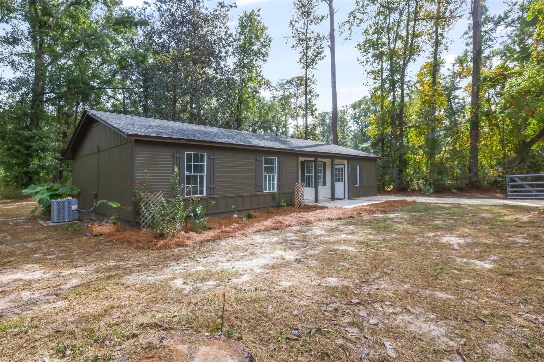 9425 Hackberry Lane