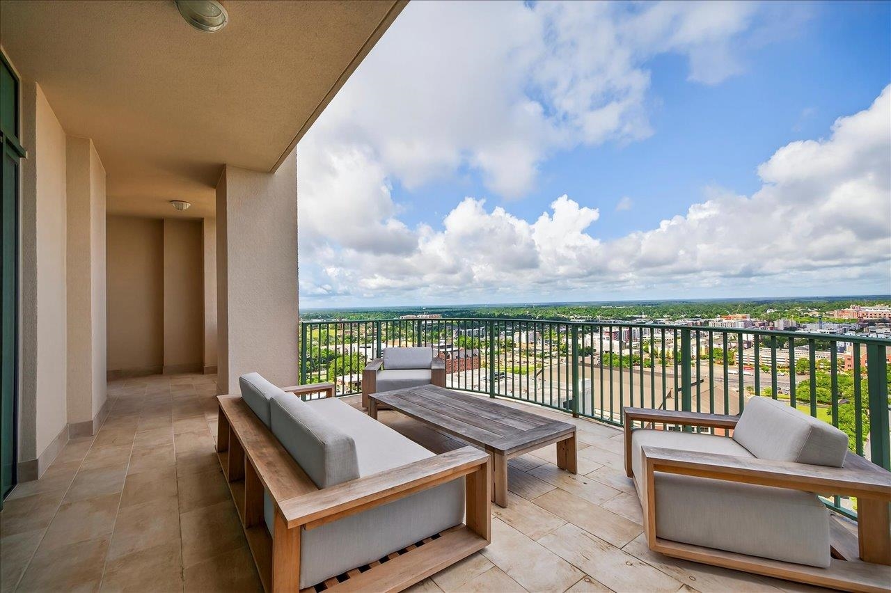 300 S Duval #2209 Street Unit: 2209