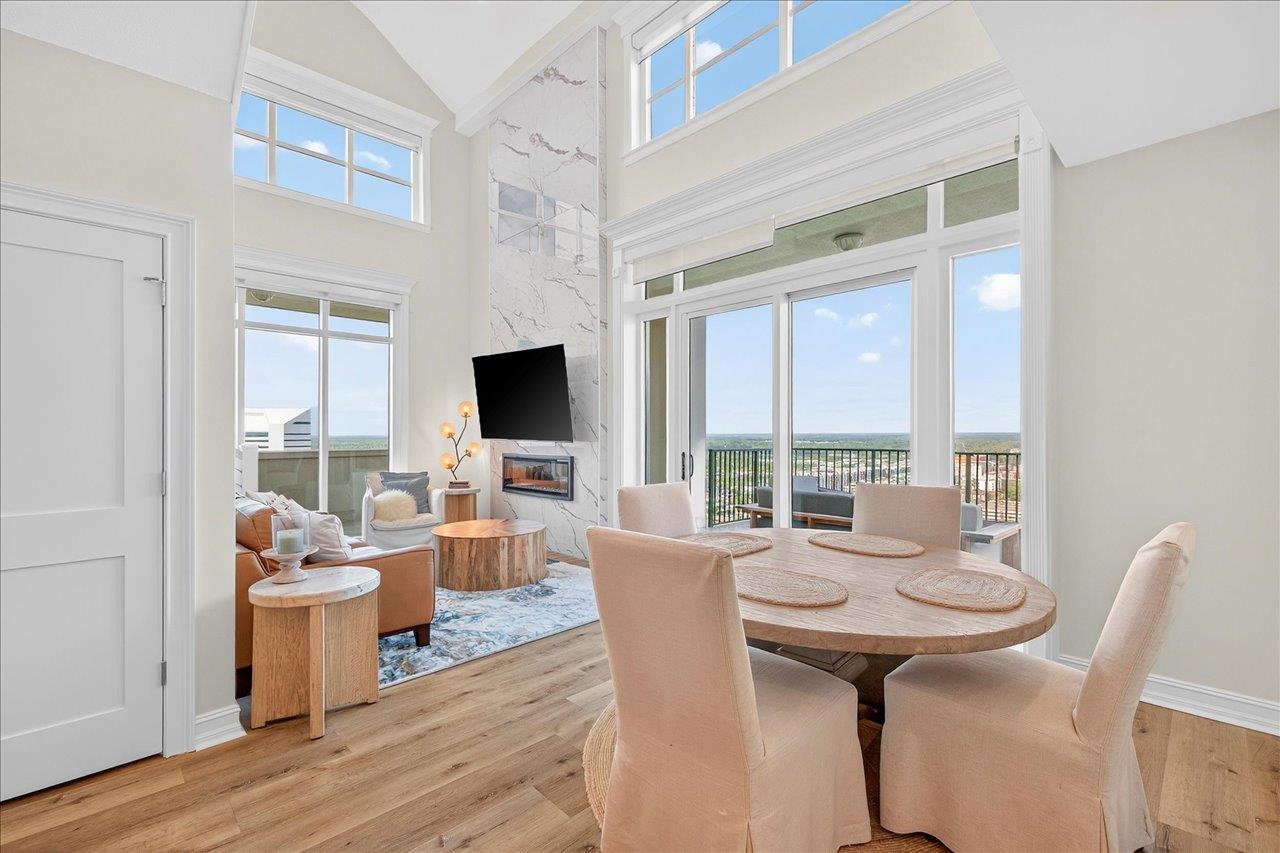 300 S Duval #2209 Street Unit: 2209