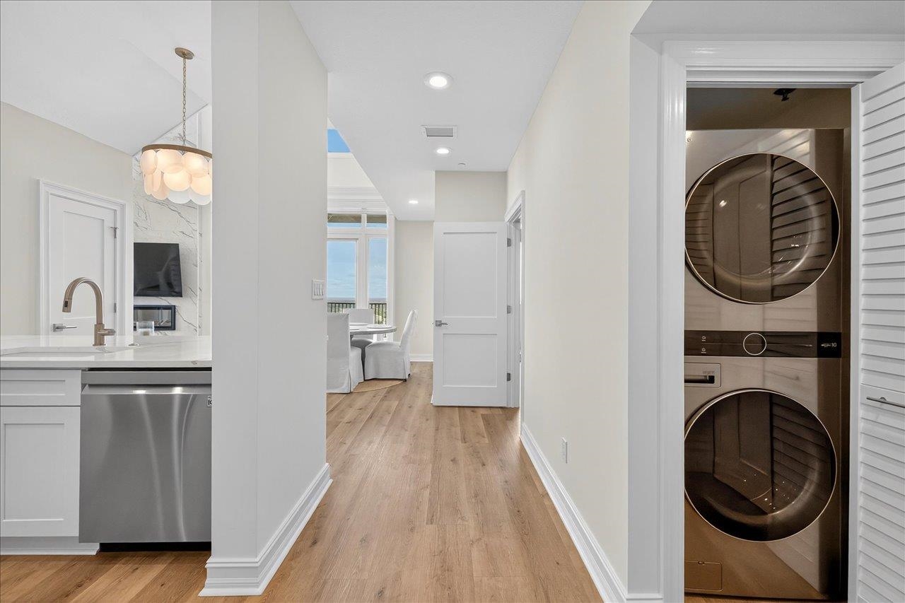 300 S Duval #2209 Street Unit: 2209