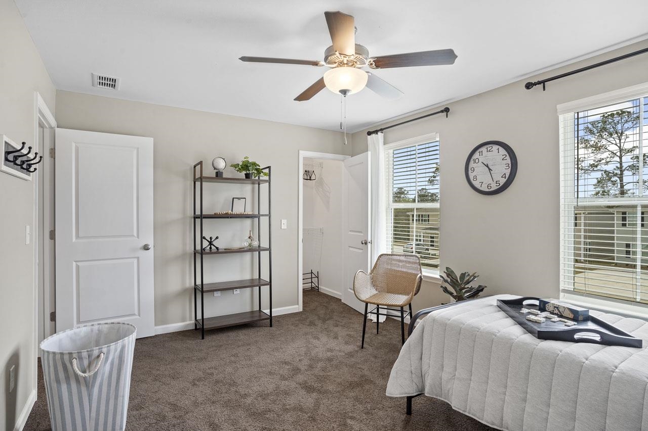 2017 Tyson Green Avenue Unit: 202