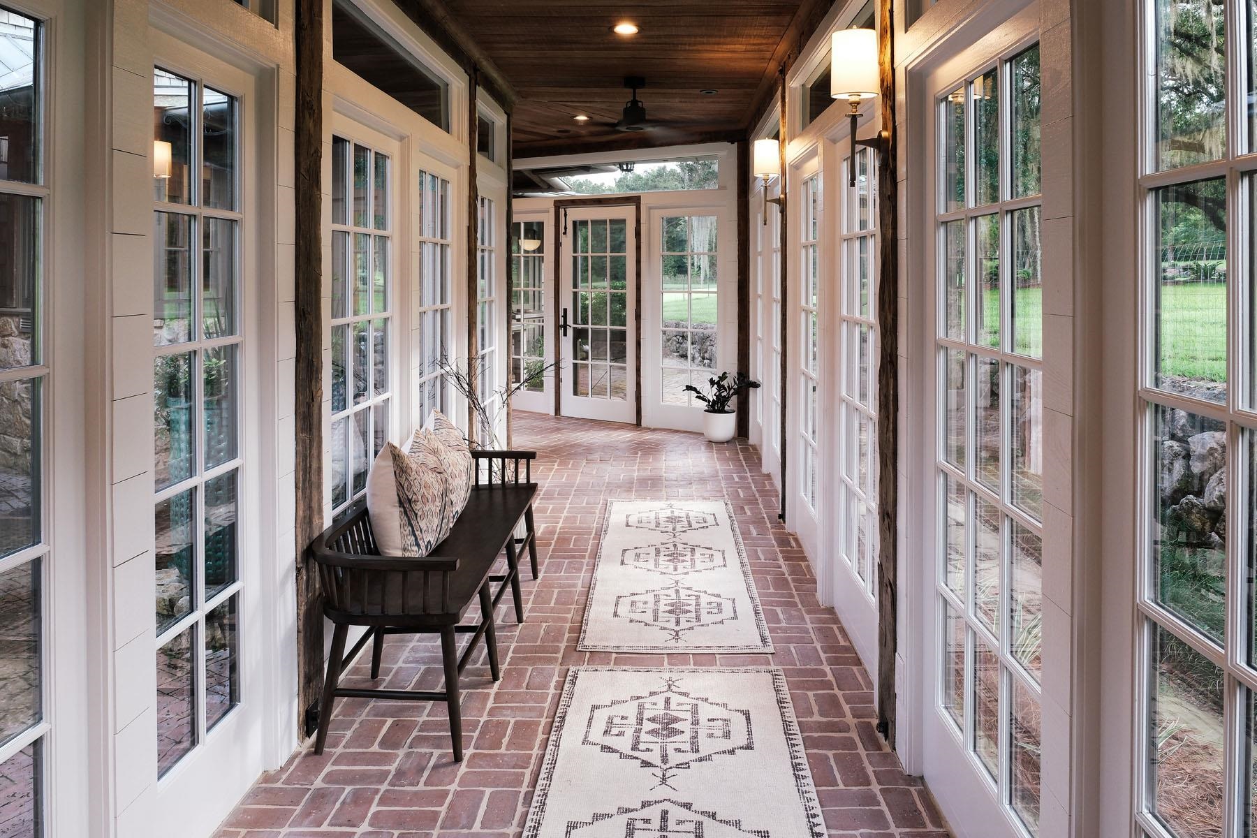 10800 Mccracken Road