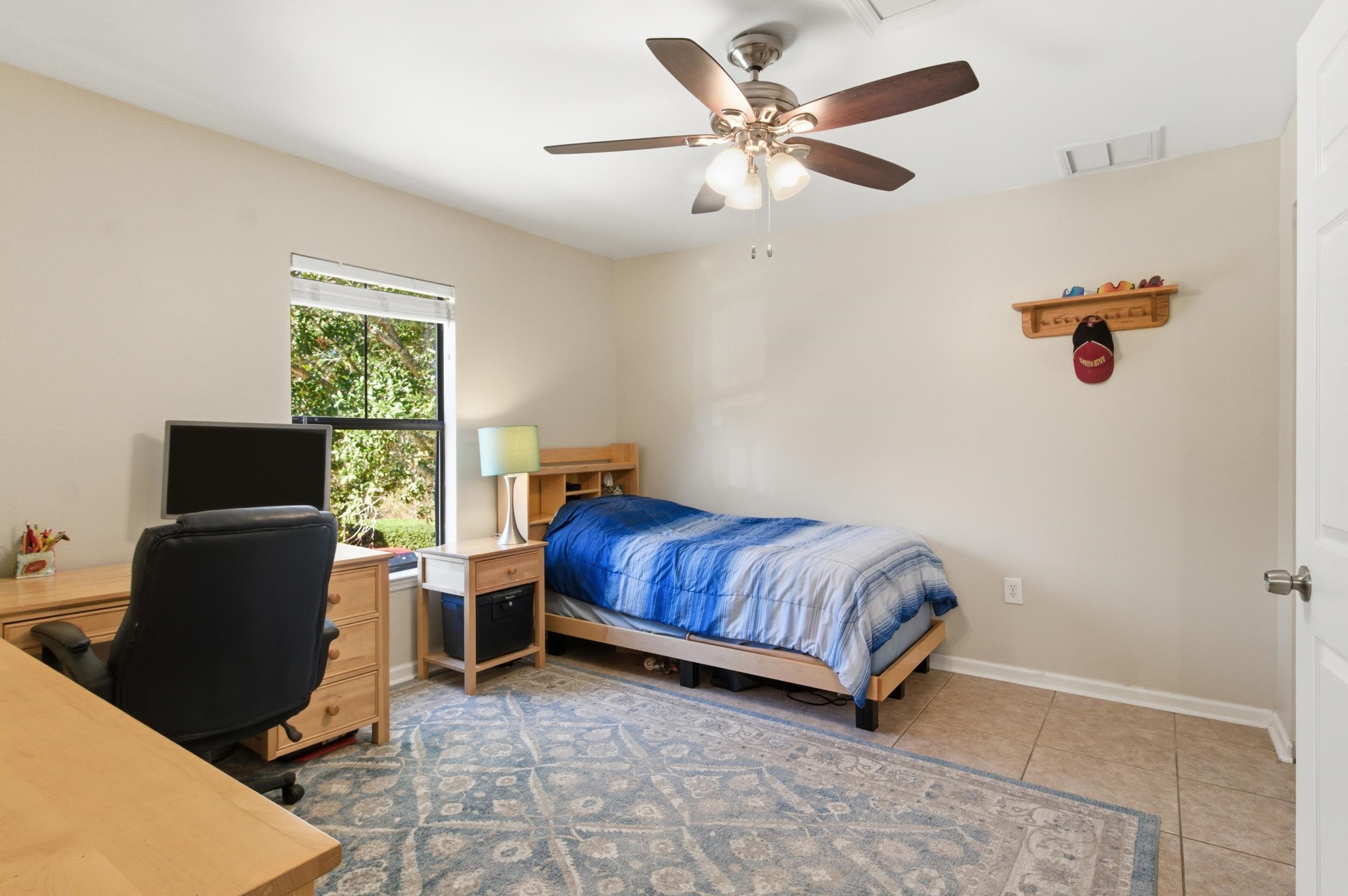 741 White Drive Unit: 32