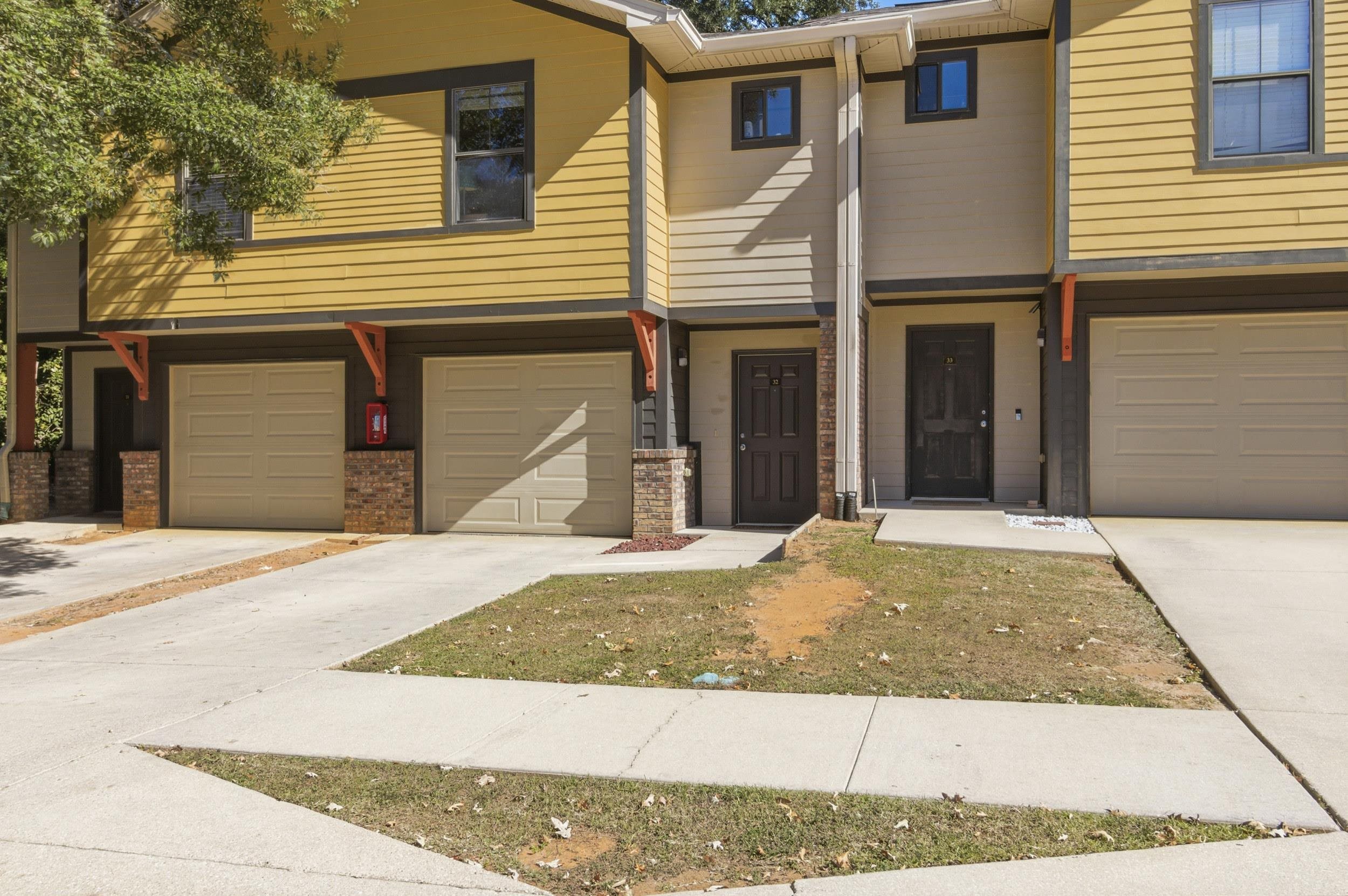 741 White Drive Unit: 32