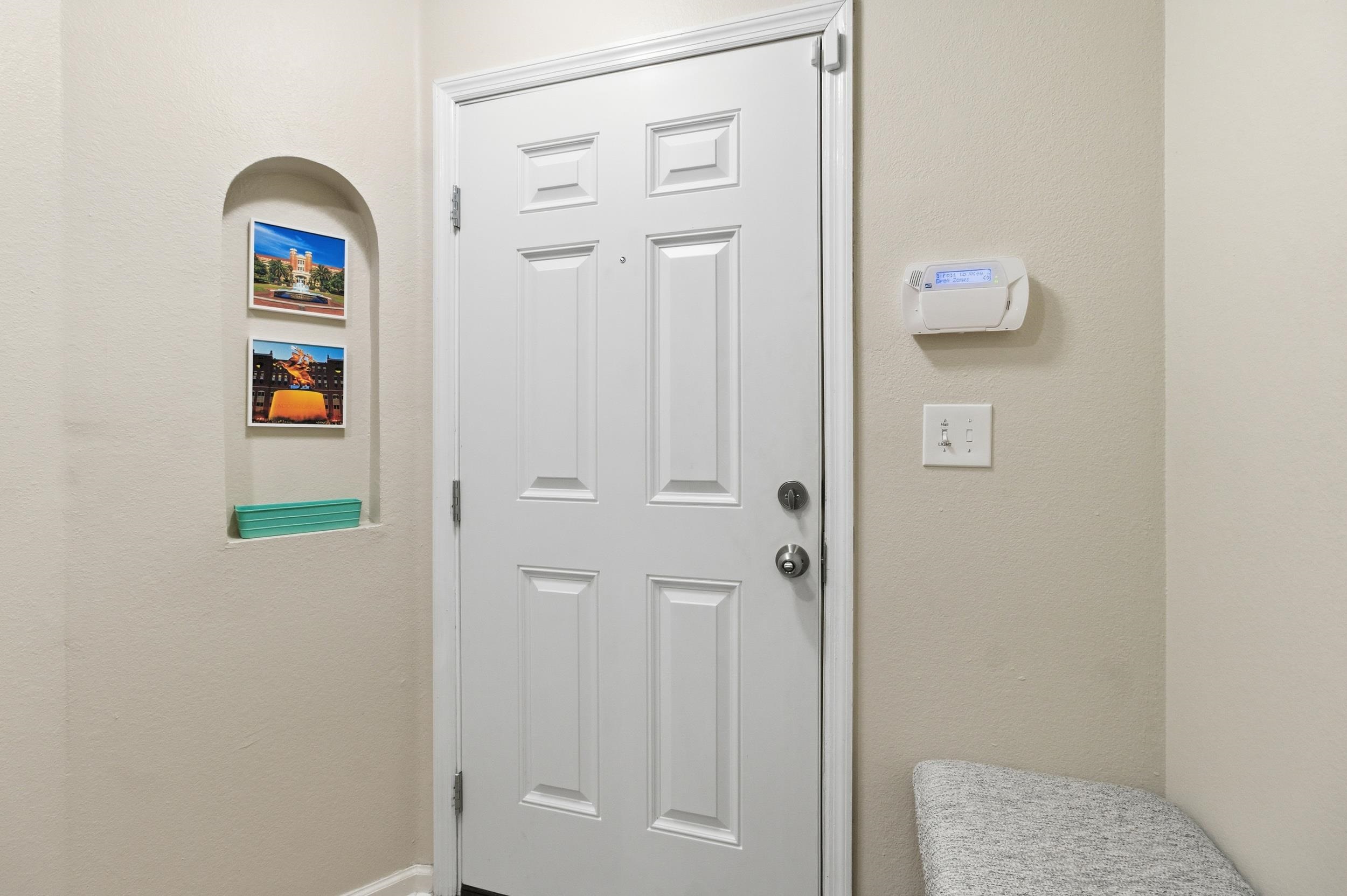 741 White Drive Unit: 32
