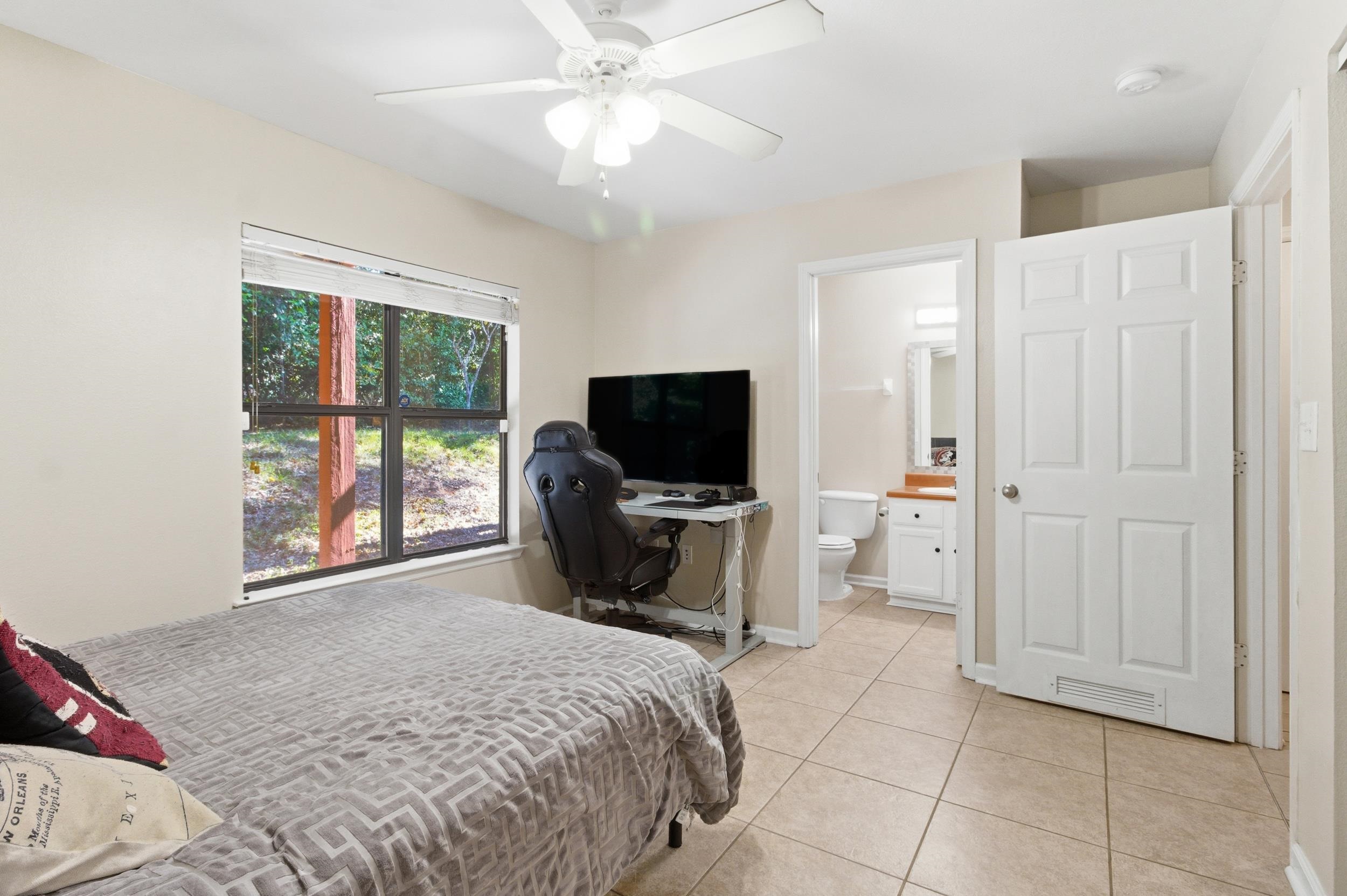 741 White Drive Unit: 32