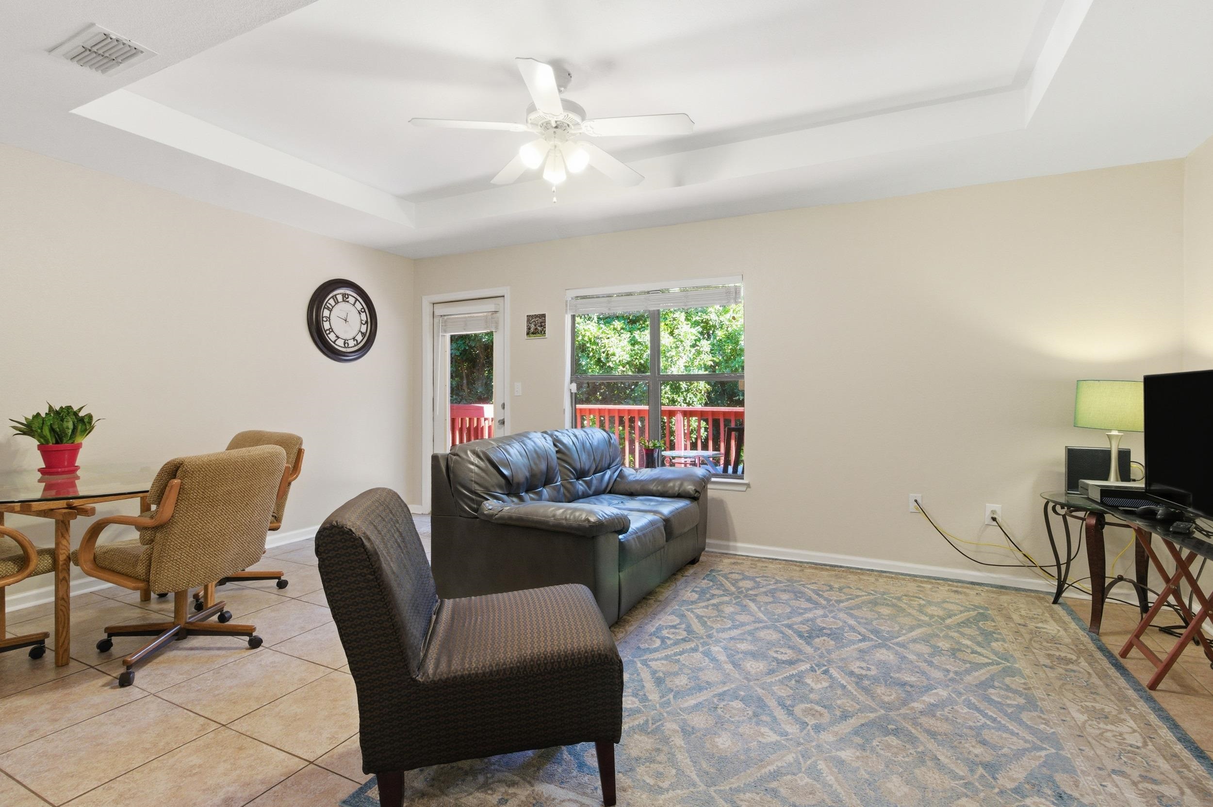741 White Drive Unit: 32